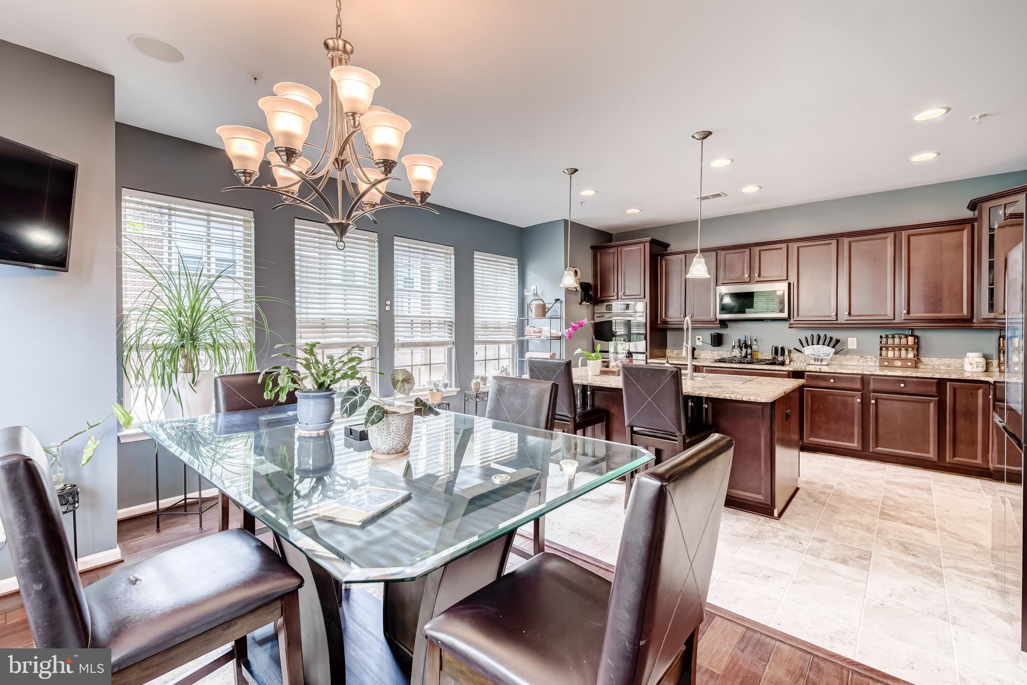 POTOMAC OVERLOOK AT NATIONAL HARBOR - Residential Lease