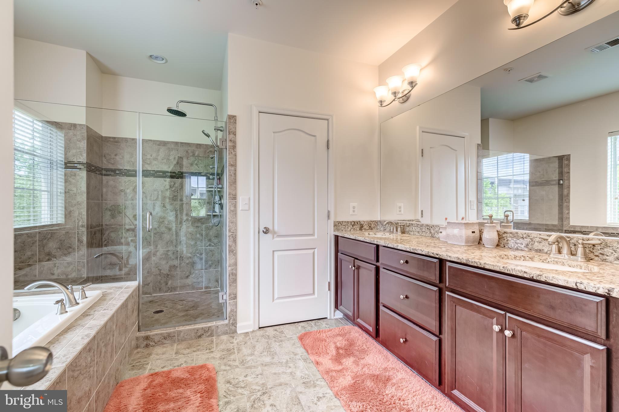 POTOMAC OVERLOOK AT NATIONAL HARBOR - Residential Lease