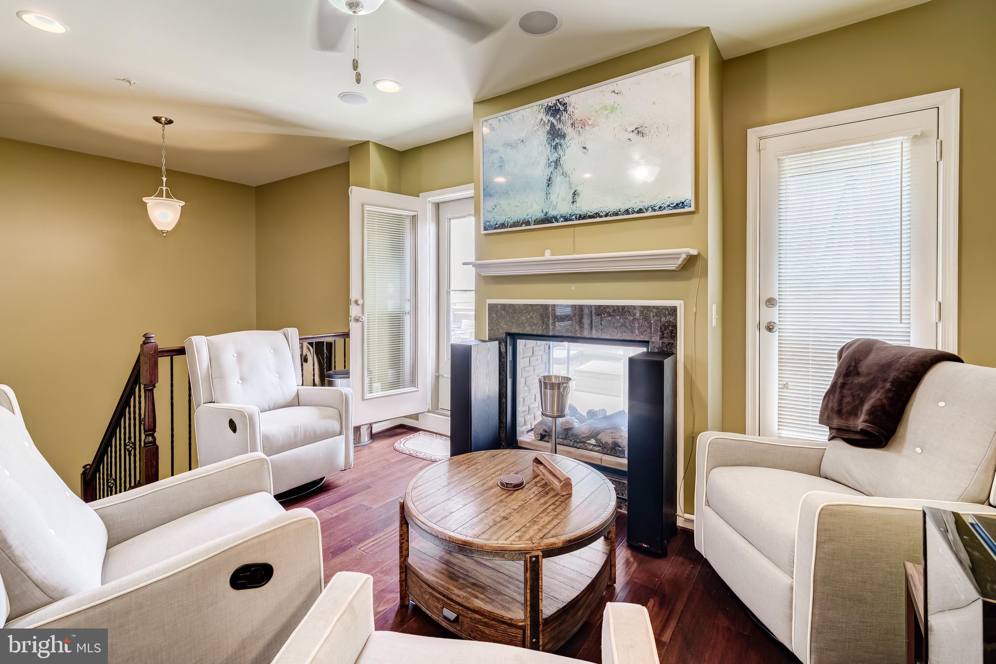 POTOMAC OVERLOOK AT NATIONAL HARBOR - Residential Lease