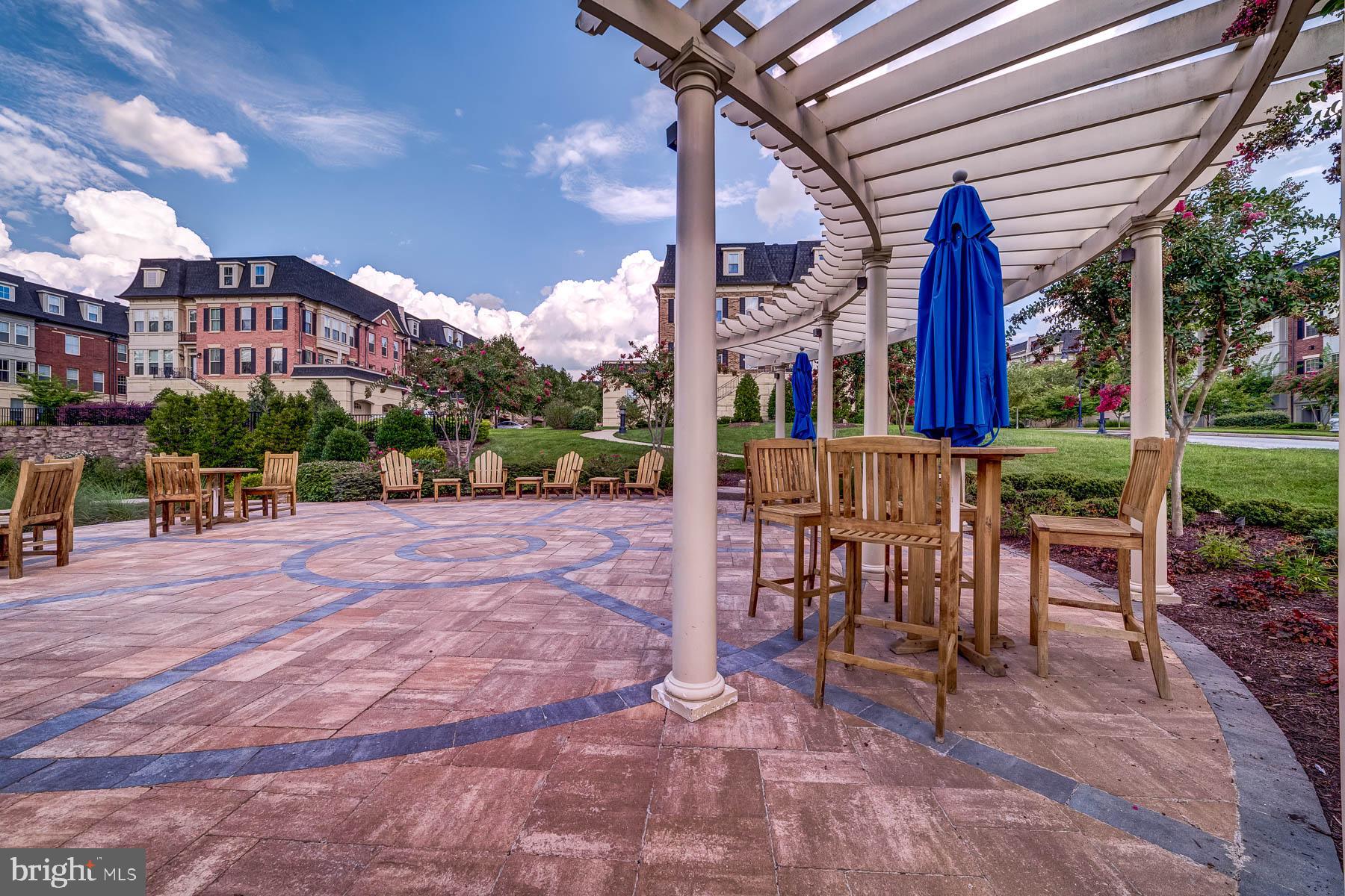 POTOMAC OVERLOOK AT NATIONAL HARBOR - Residential Lease