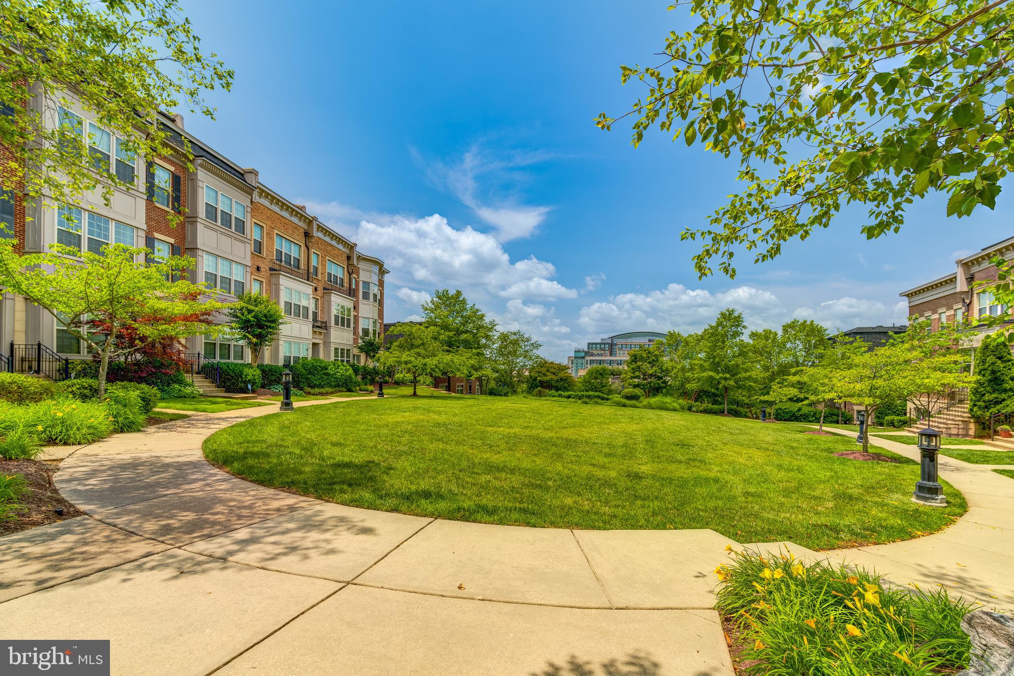 POTOMAC OVERLOOK AT NATIONAL HARBOR - Residential Lease