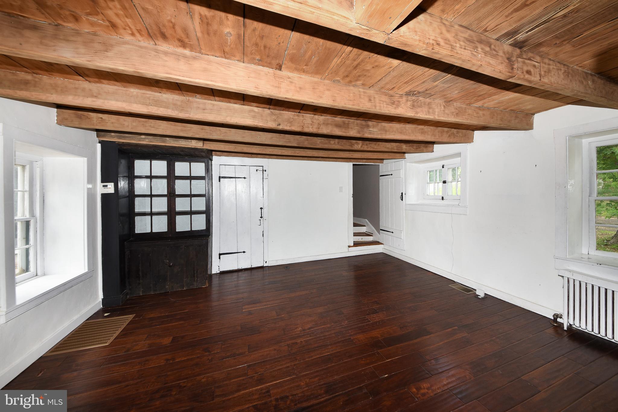 NESHAMINY HILLS - Residential