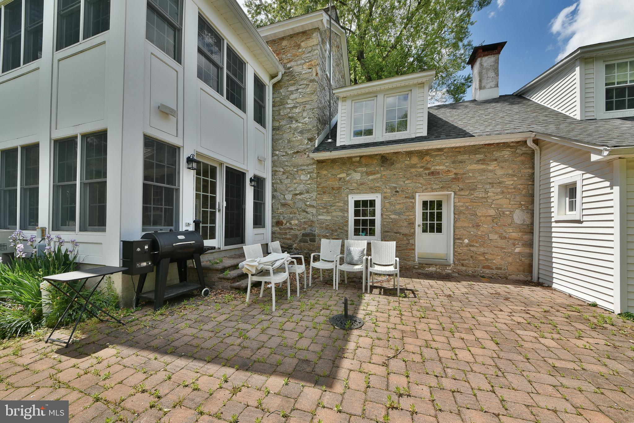 NESHAMINY HILLS - Residential
