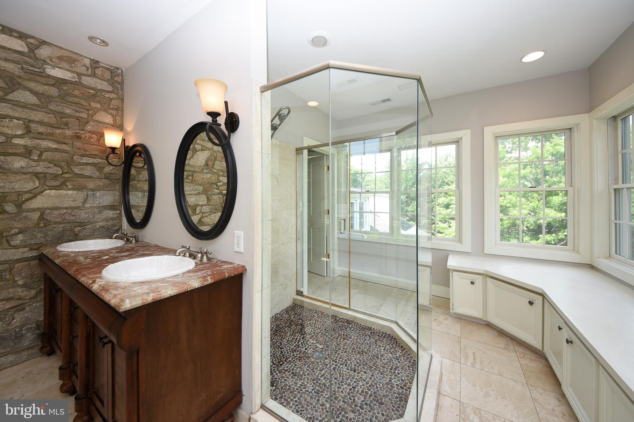 NESHAMINY HILLS - Residential