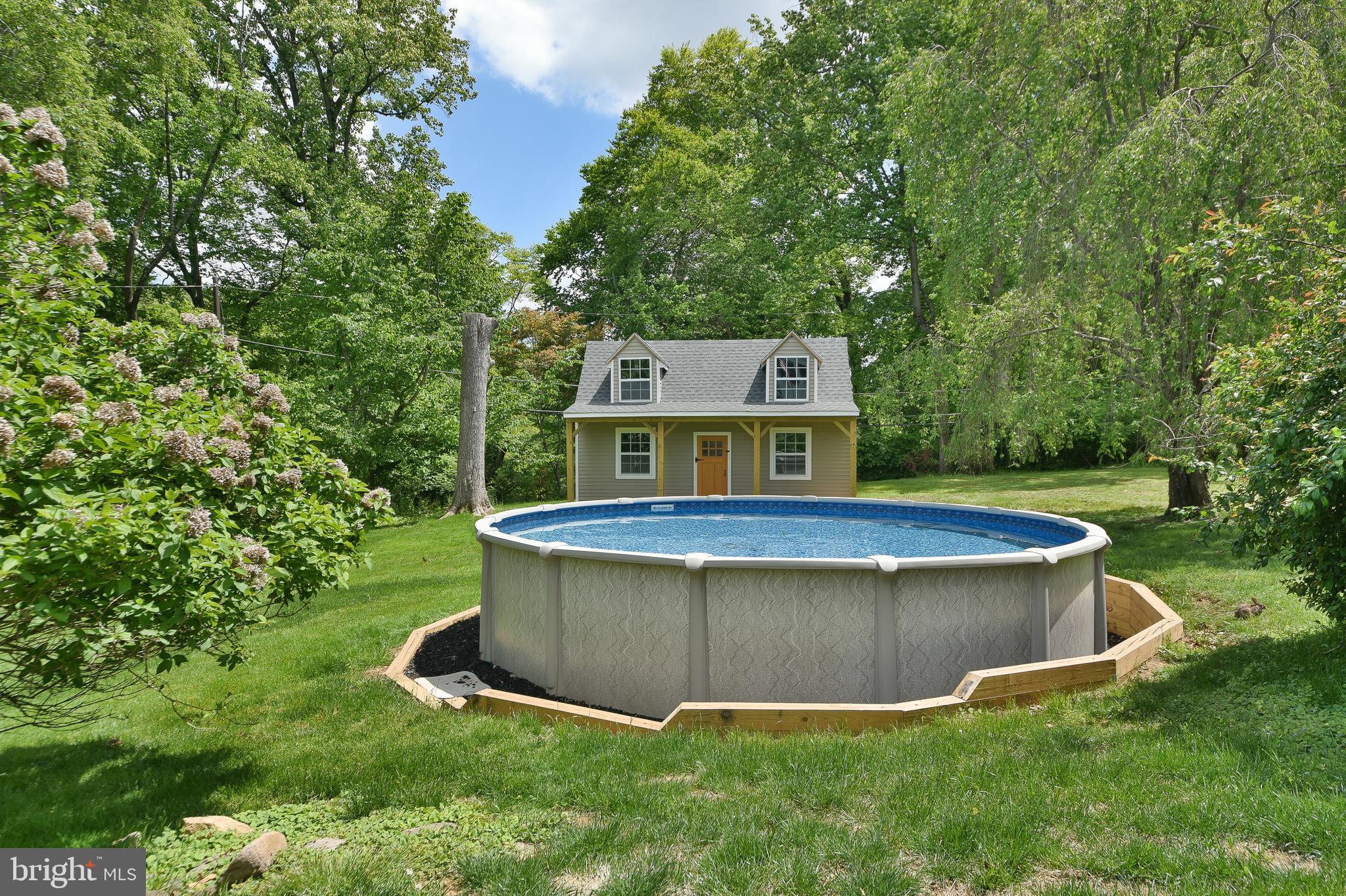 NESHAMINY HILLS - Residential