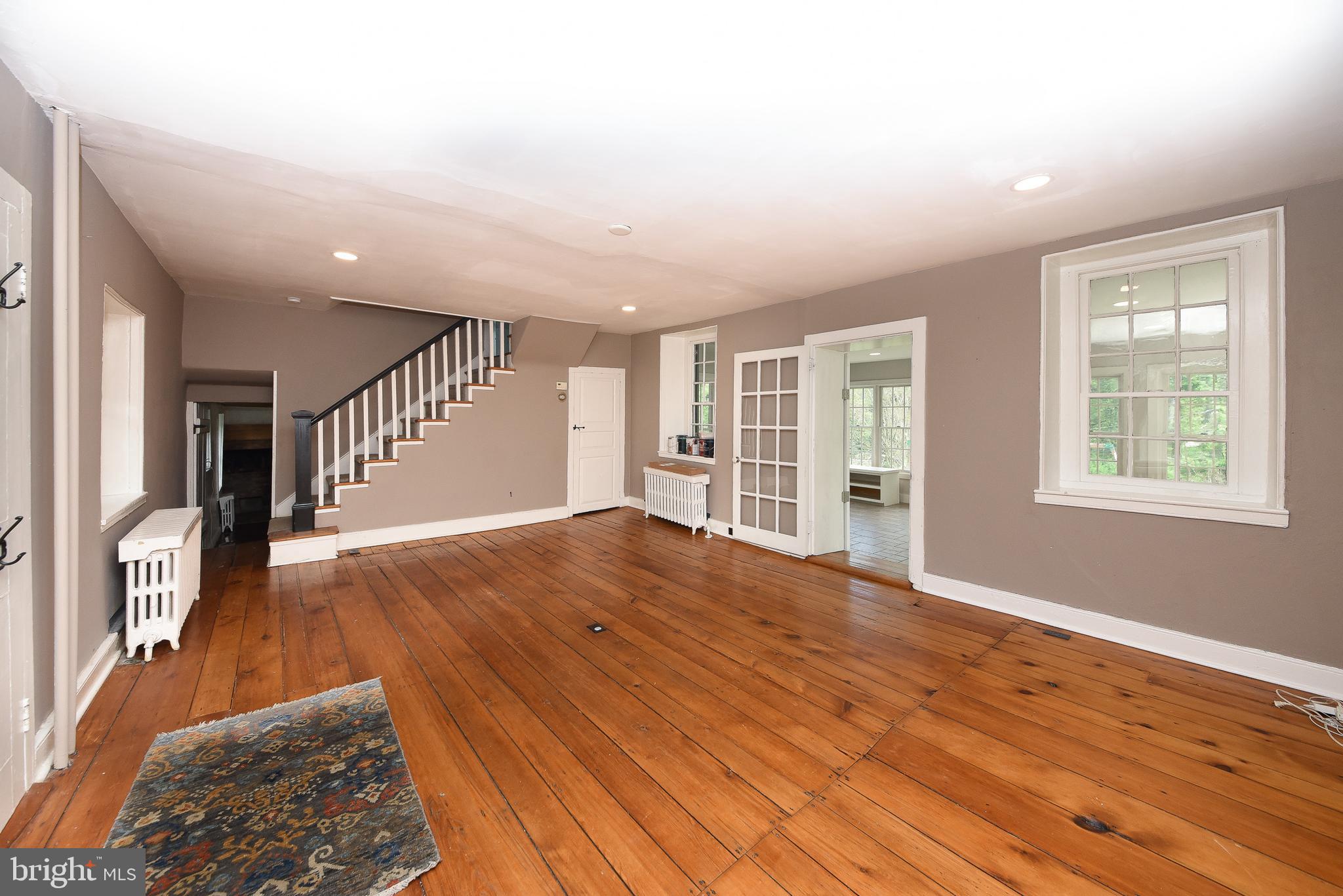 NESHAMINY HILLS - Residential