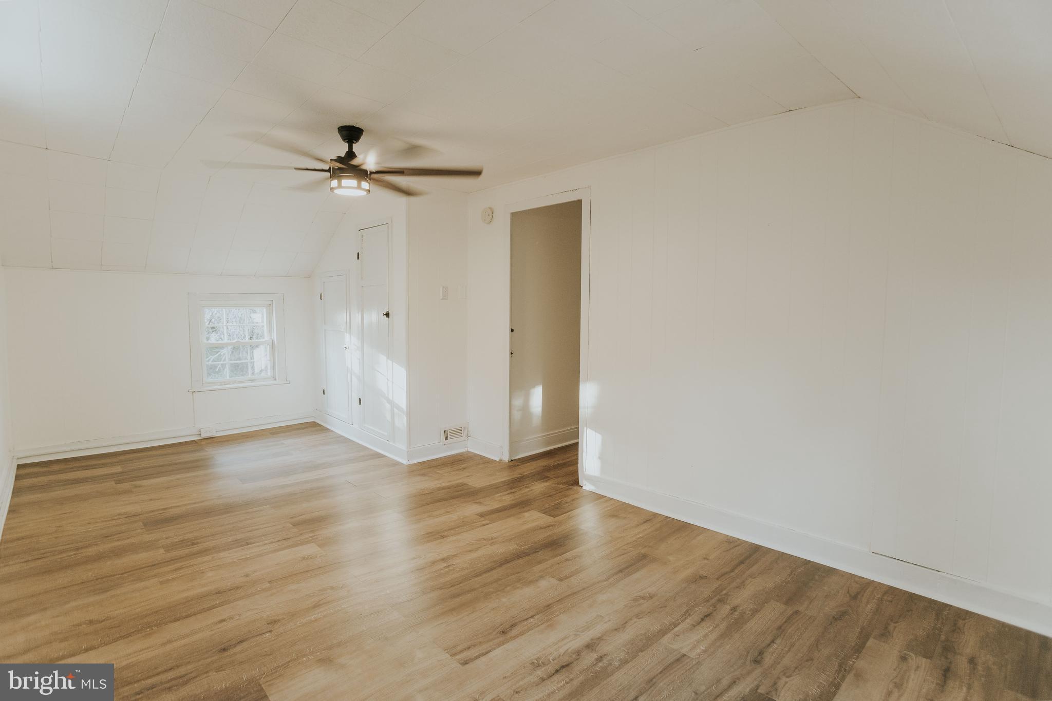 NESHAMINY HILLS - Residential
