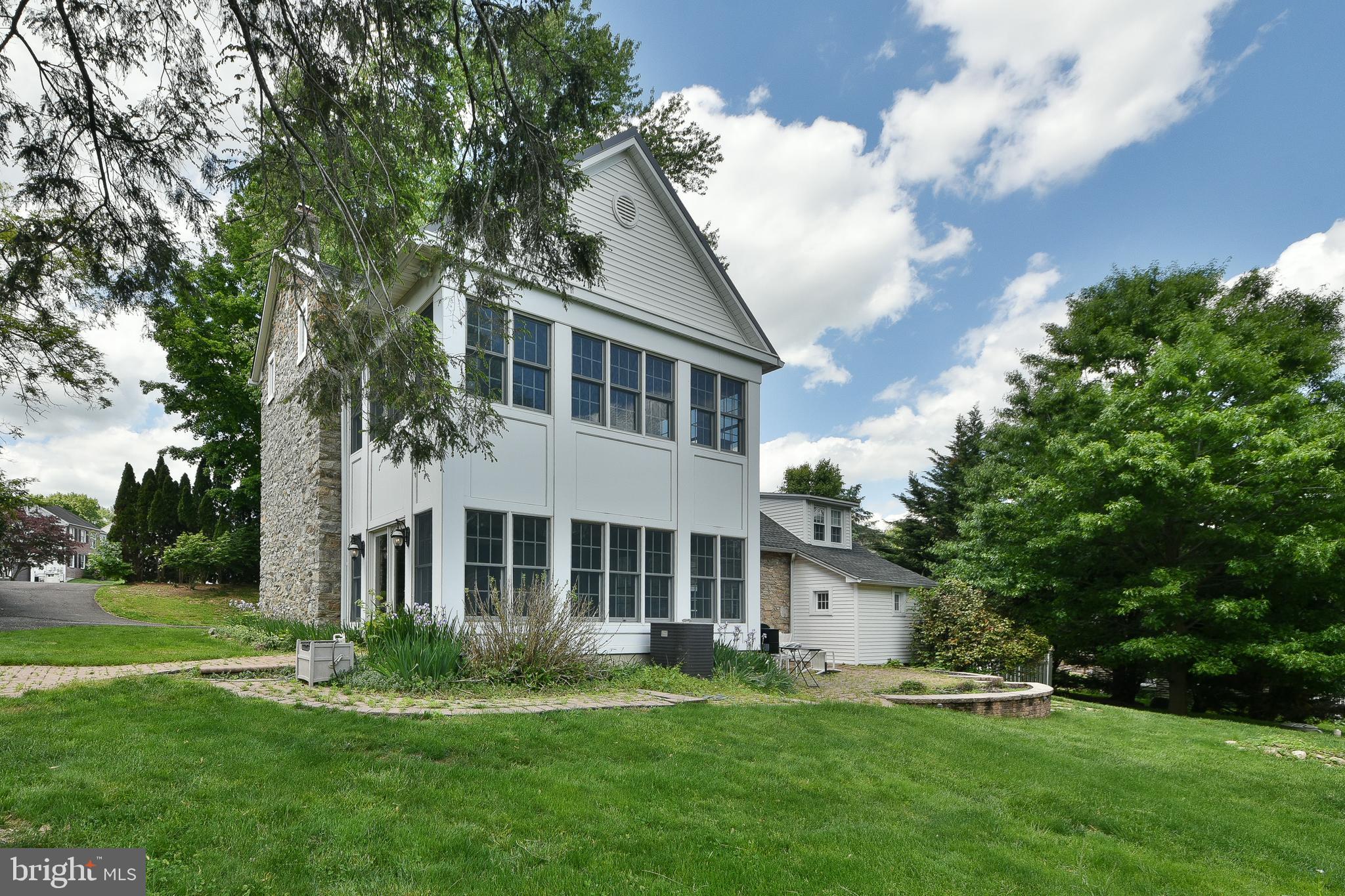NESHAMINY HILLS - Residential