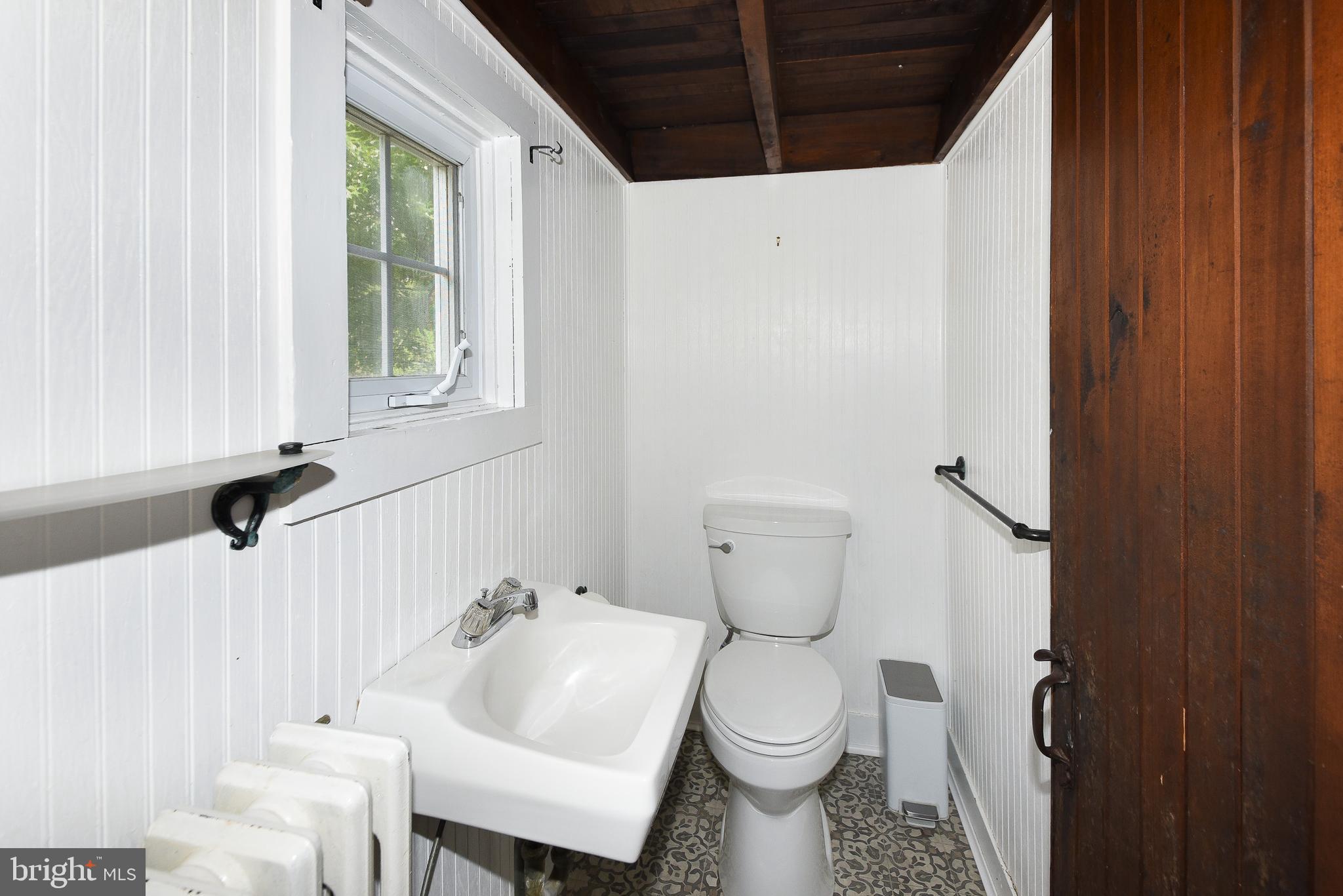 NESHAMINY HILLS - Residential