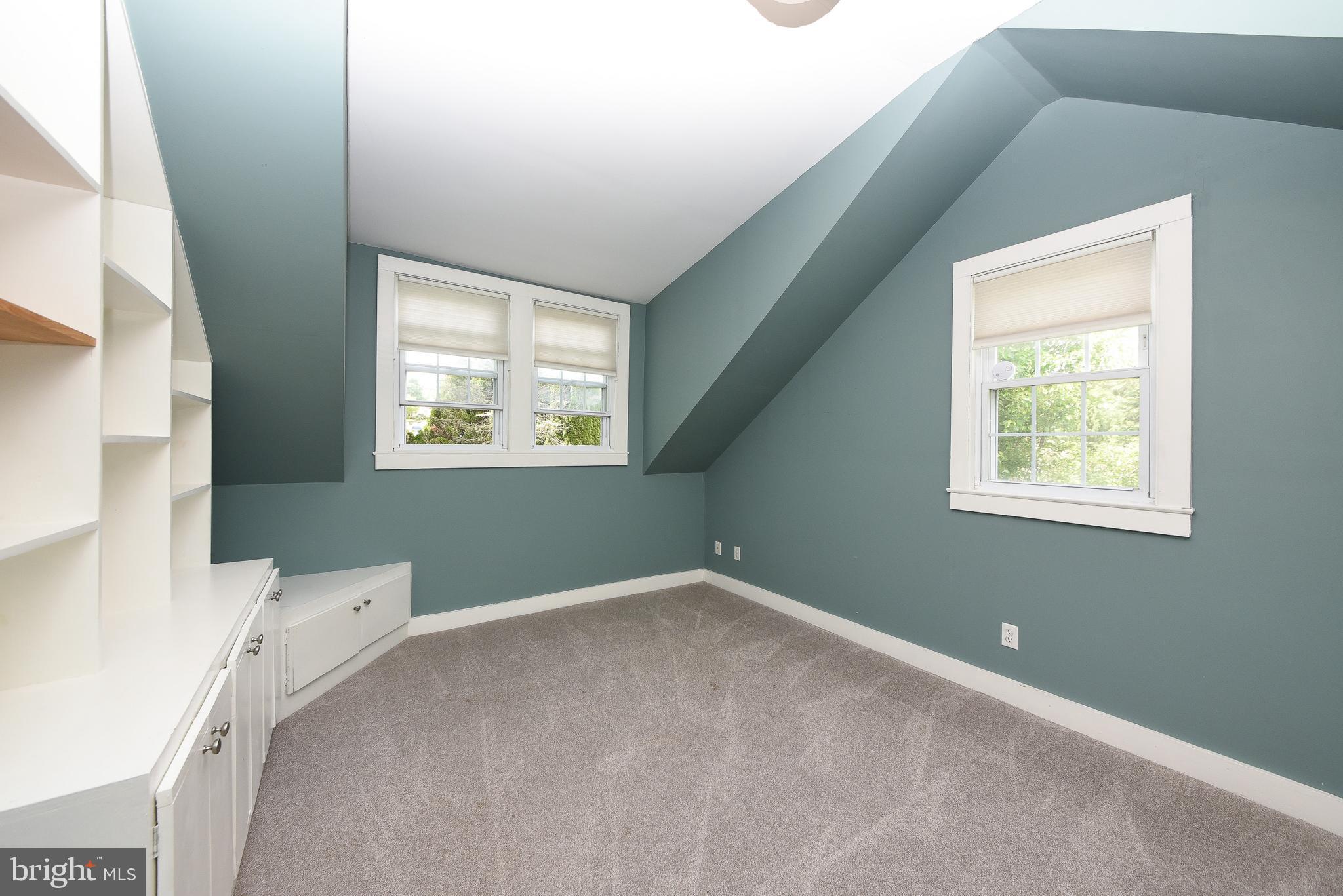 NESHAMINY HILLS - Residential