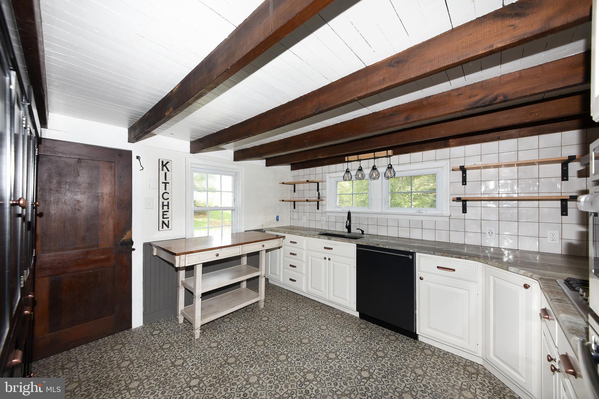 NESHAMINY HILLS - Residential