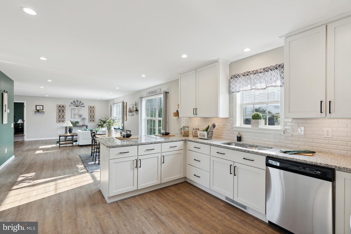 476 RIVERSIDE AVENUE