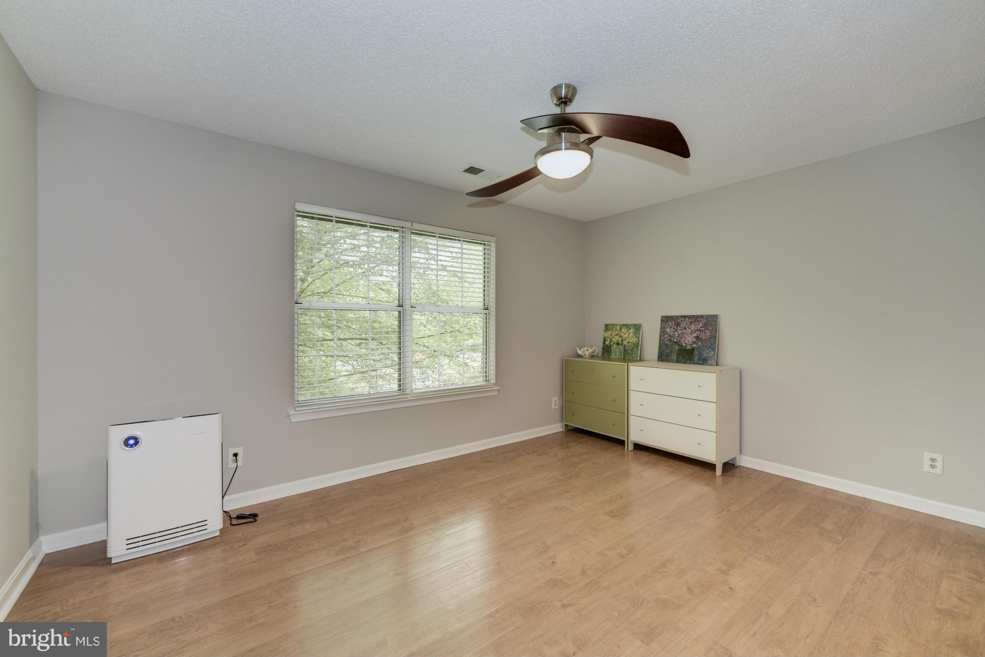 HEIGHTS AT PENDERBROOK - Residential