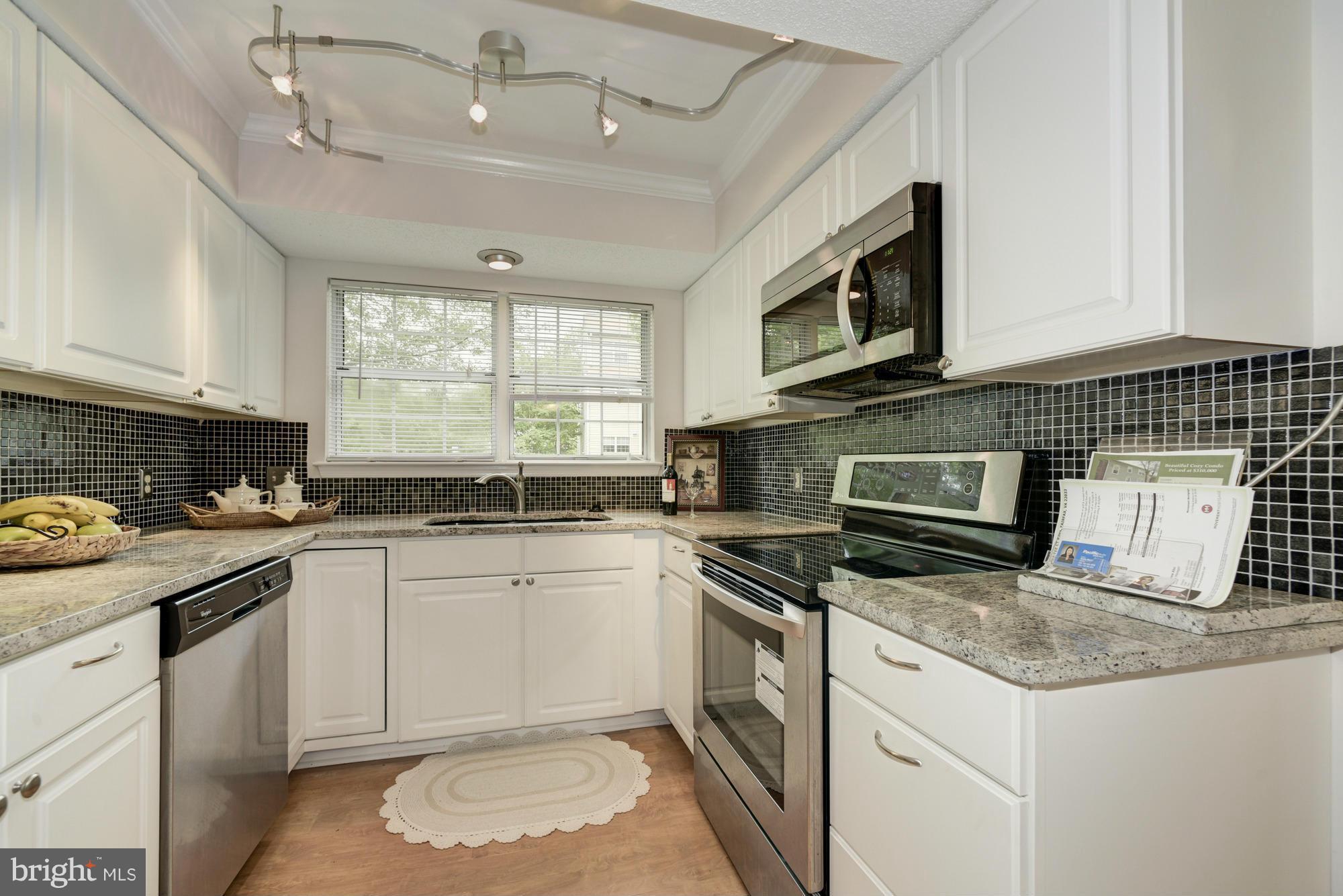 HEIGHTS AT PENDERBROOK - Residential