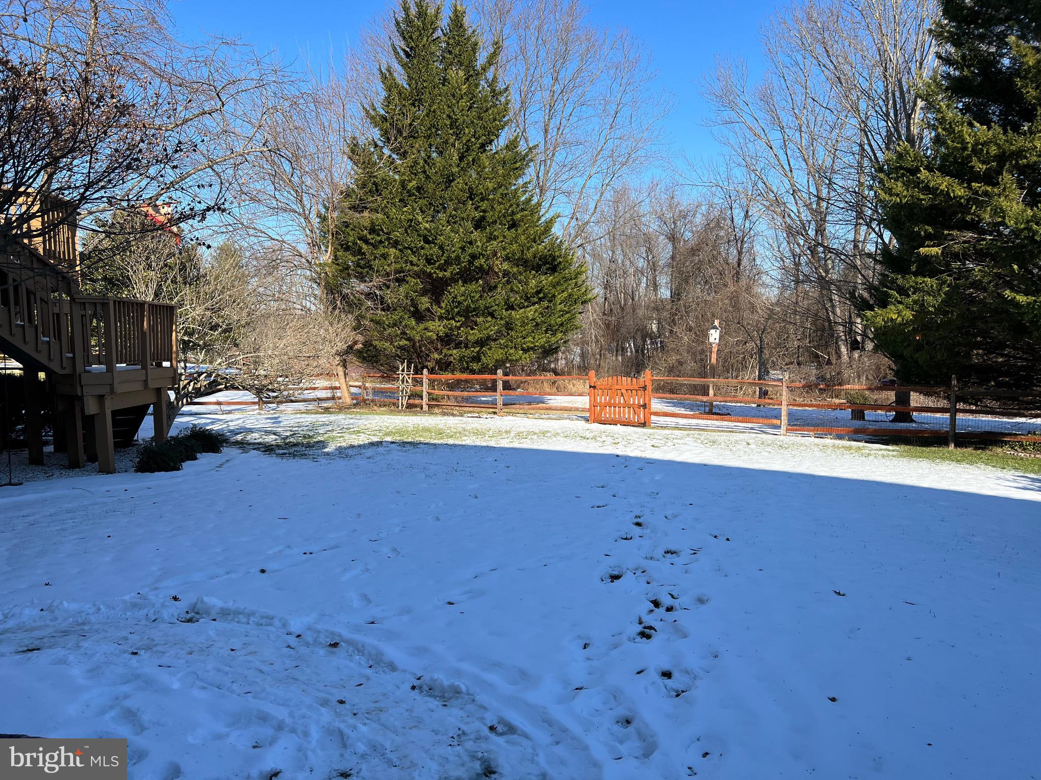 AMYCLAE EAST - Residential