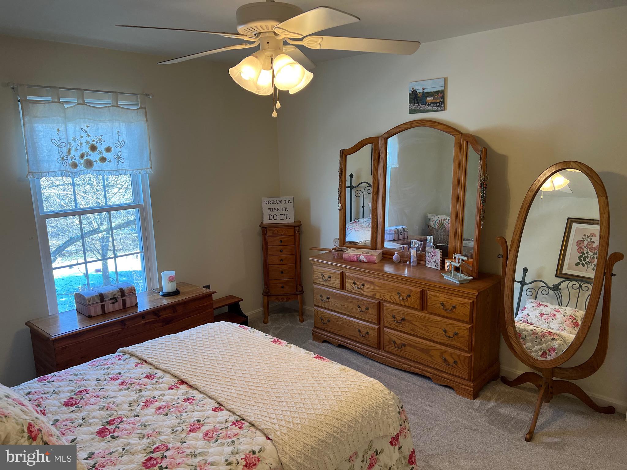 AMYCLAE EAST - Residential