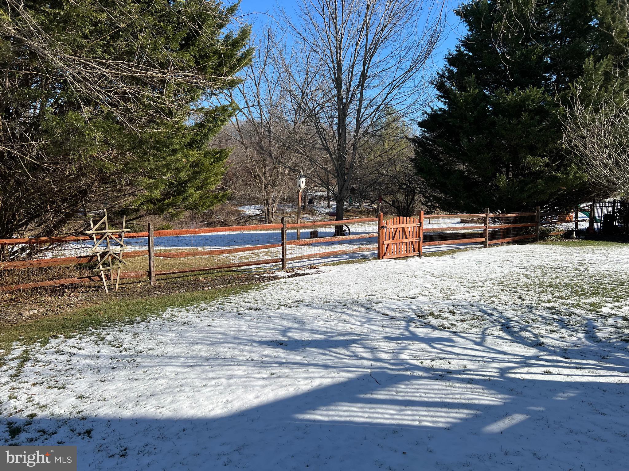 AMYCLAE EAST - Residential