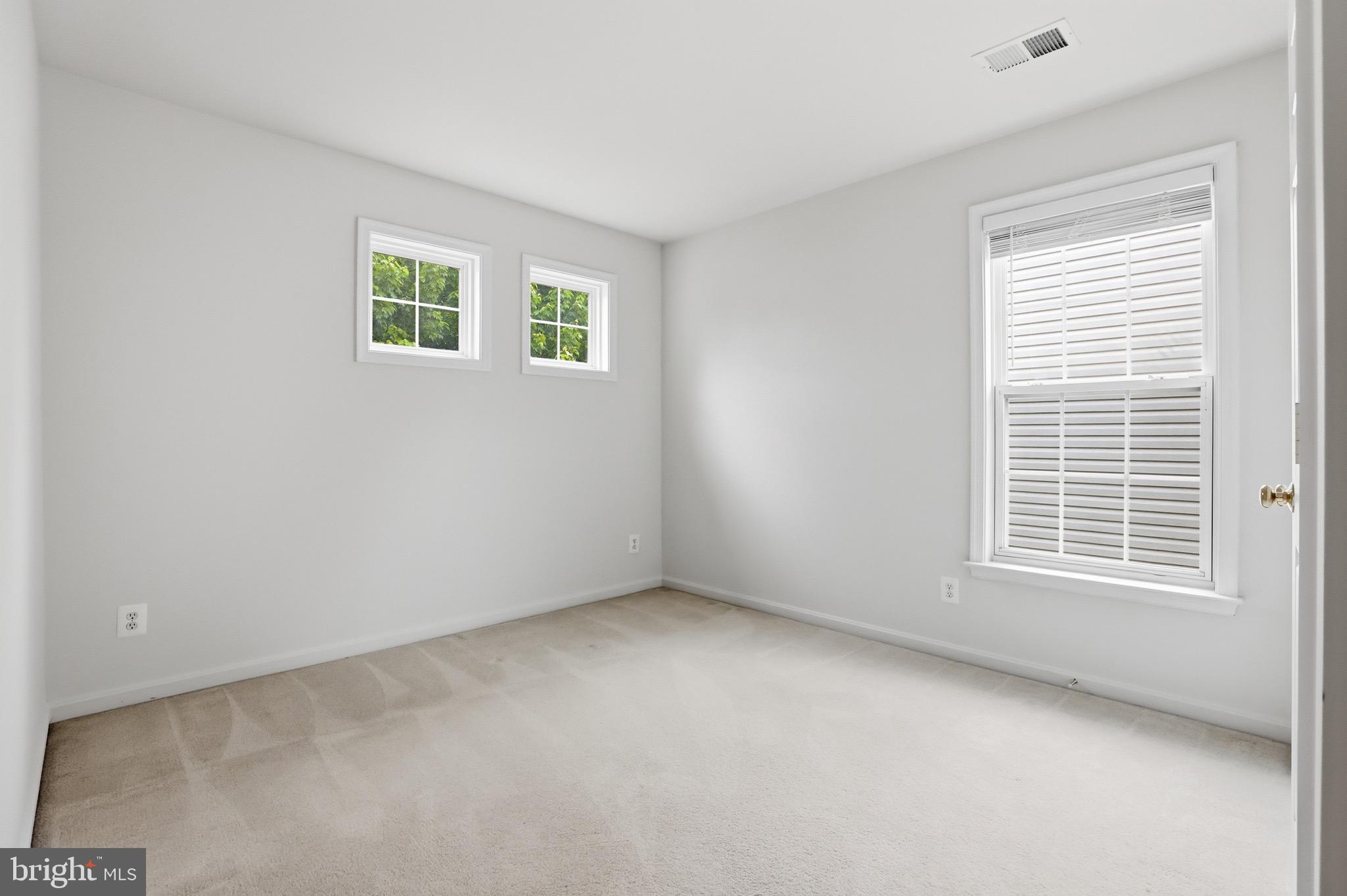 FAIRCREST - Residential