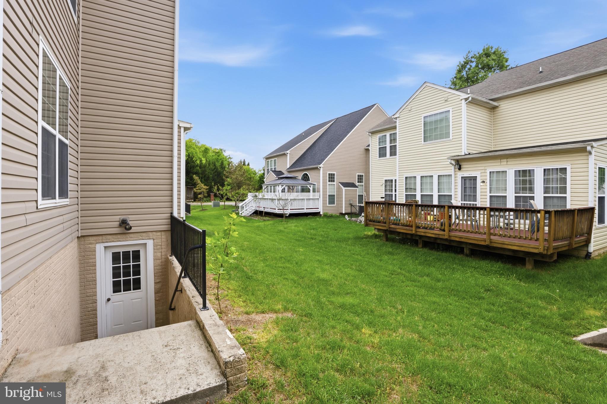 FAIRCREST - Residential