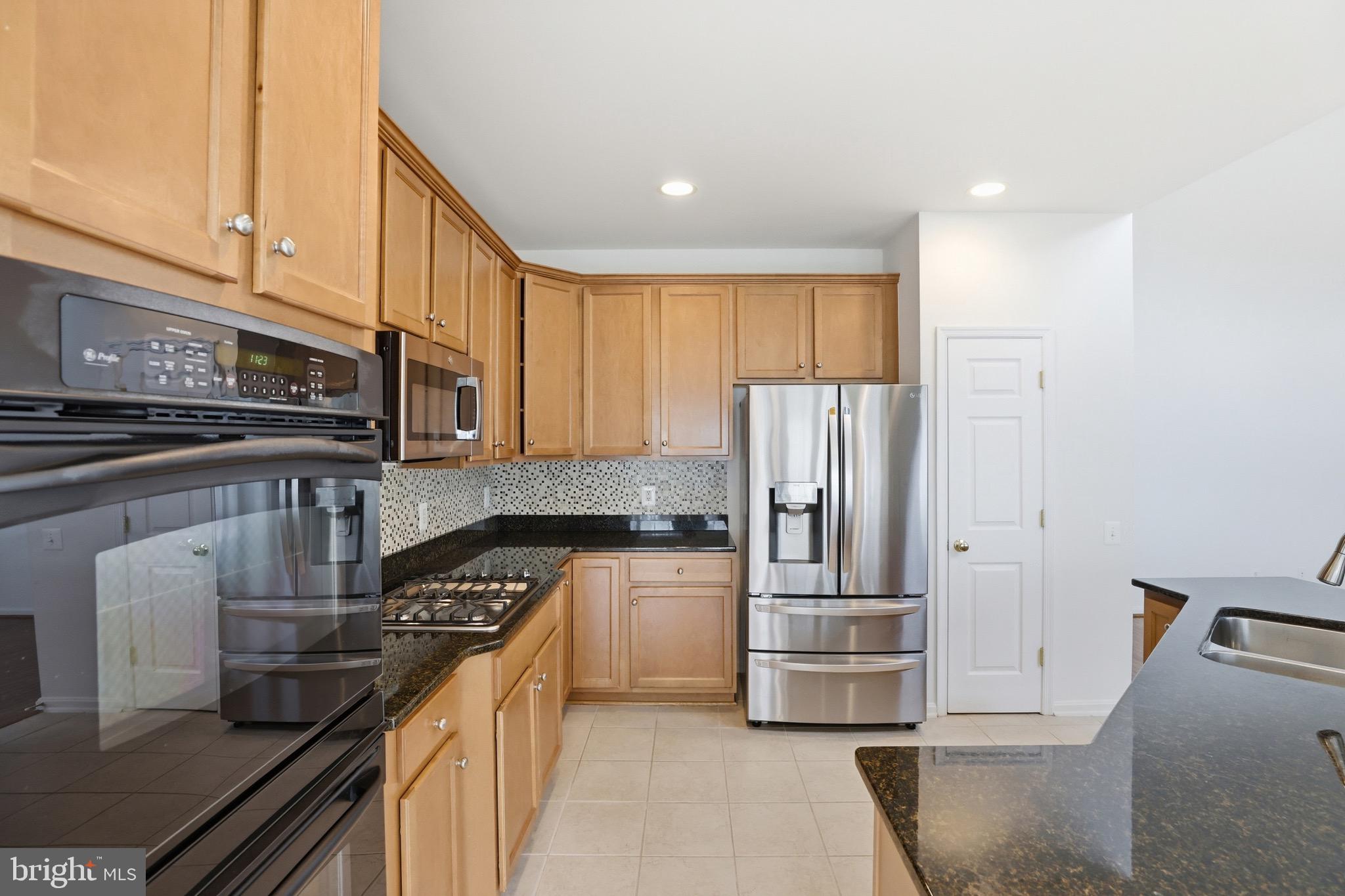 FAIRCREST - Residential