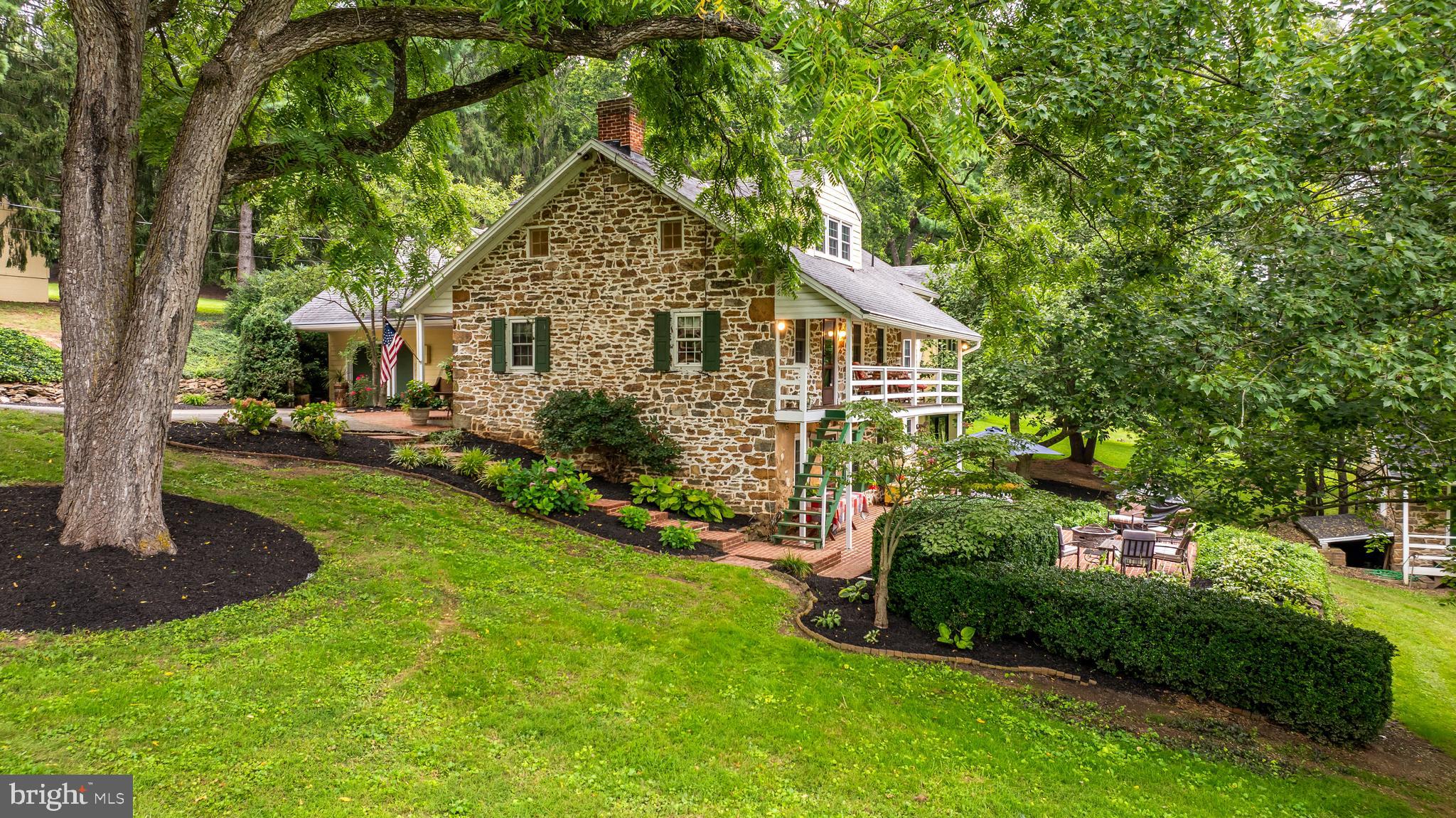 1414 LITTLE LANE
