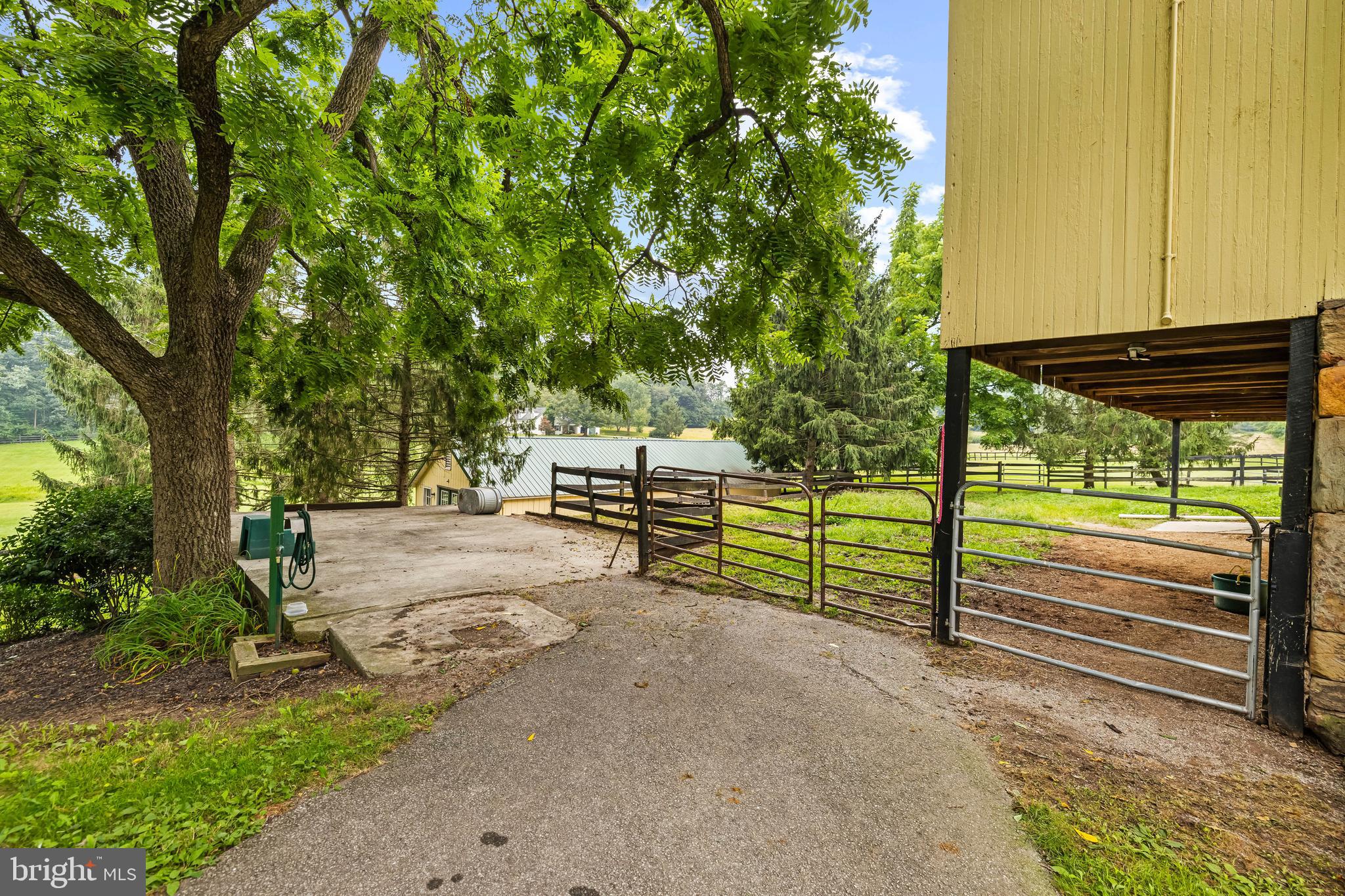 SEVEN VALLEYS - Farm