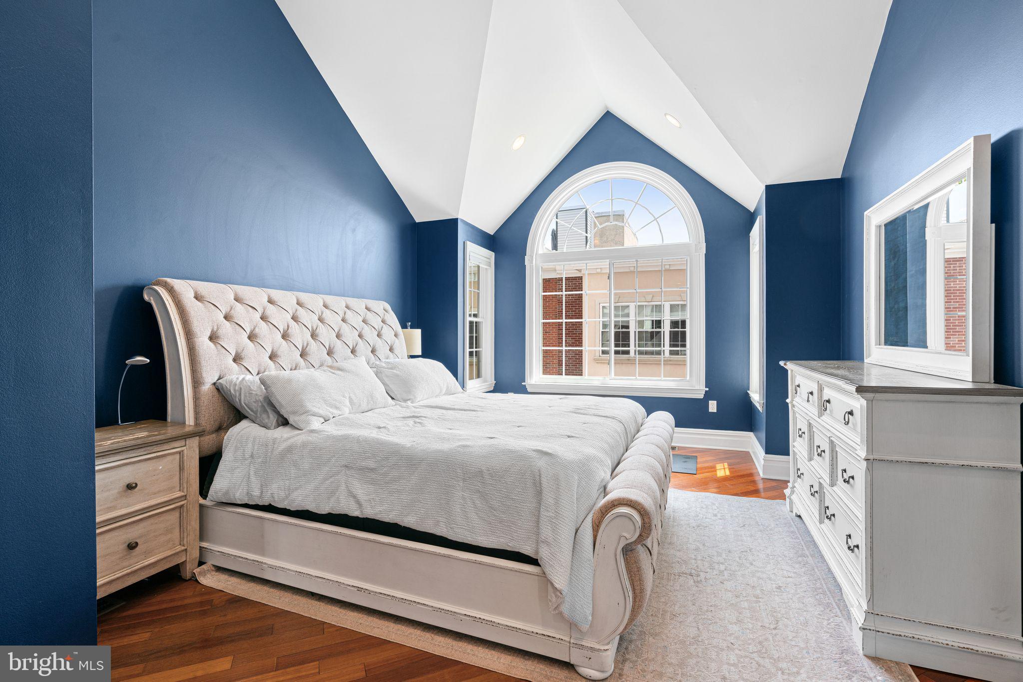 GRADUATE HOSPITAL - Residential