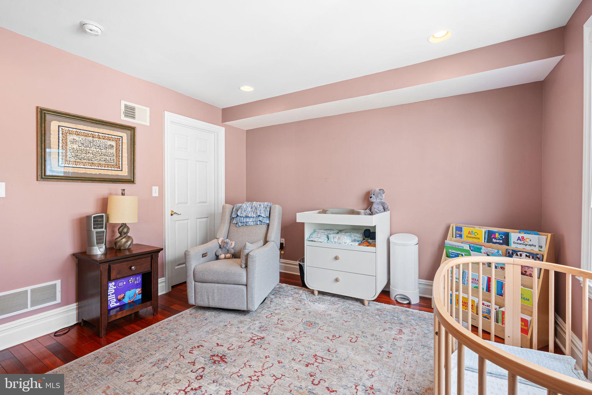 GRADUATE HOSPITAL - Residential