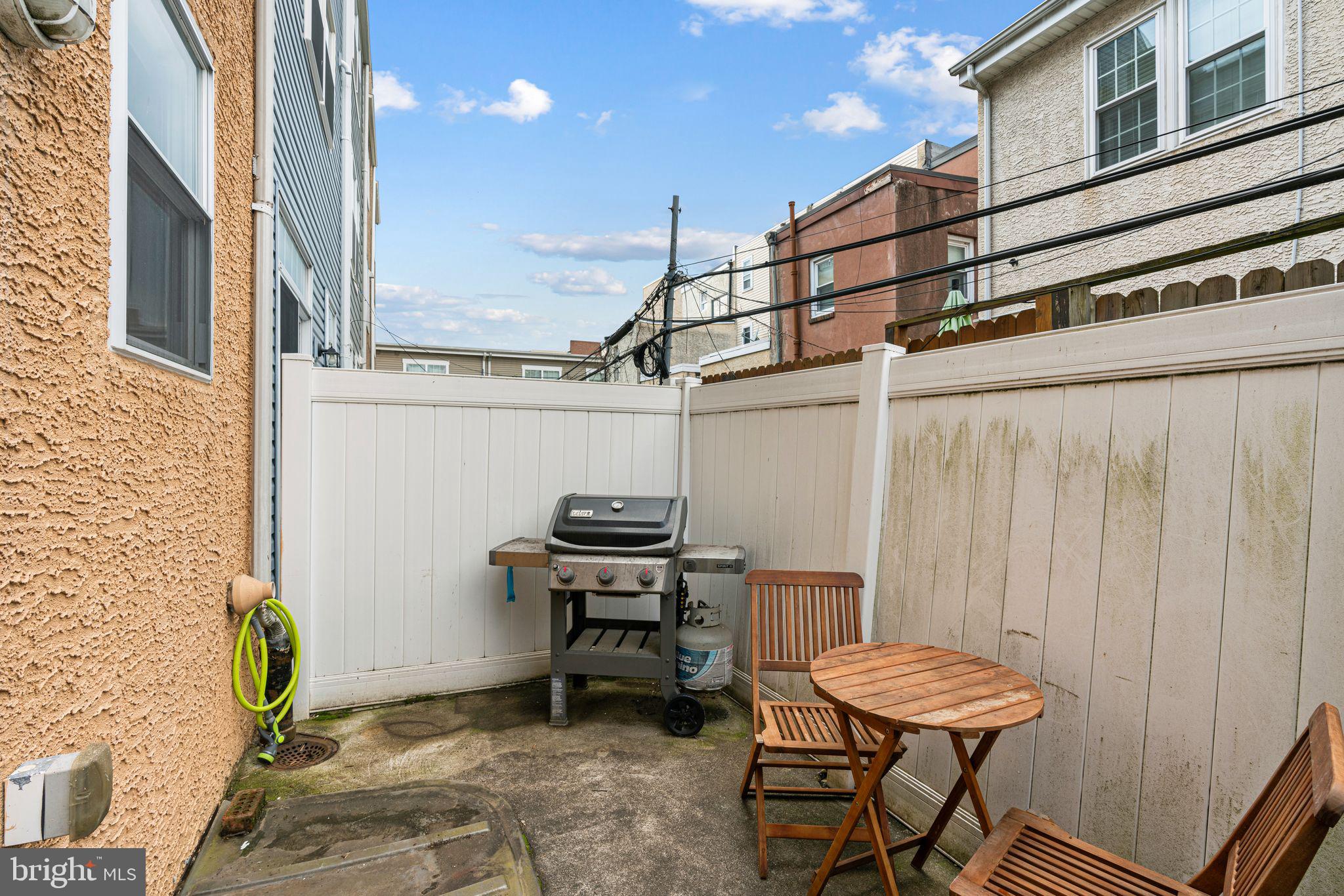 GRADUATE HOSPITAL - Residential