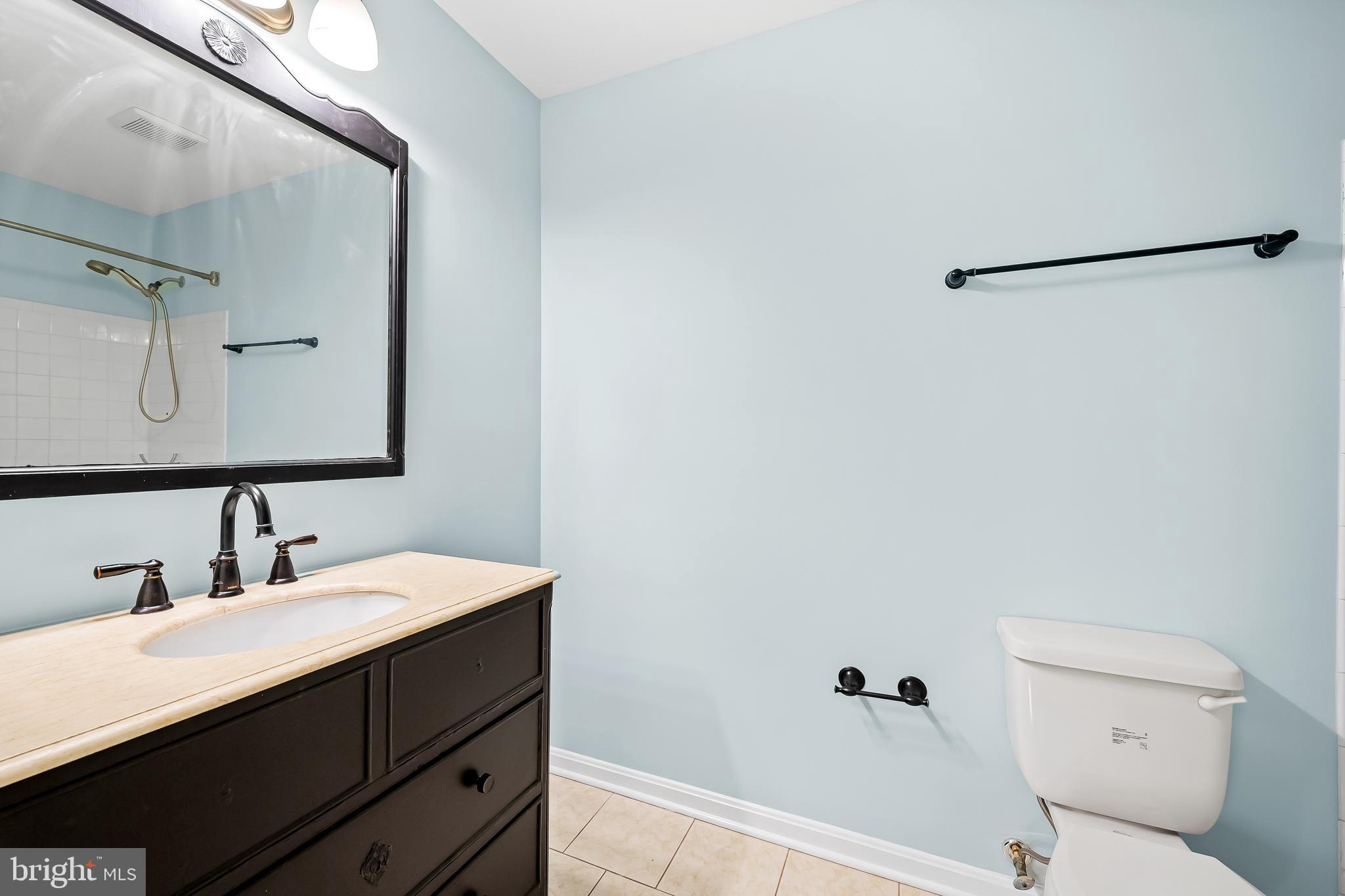 VILLAGES AT HOMELAND - Residential