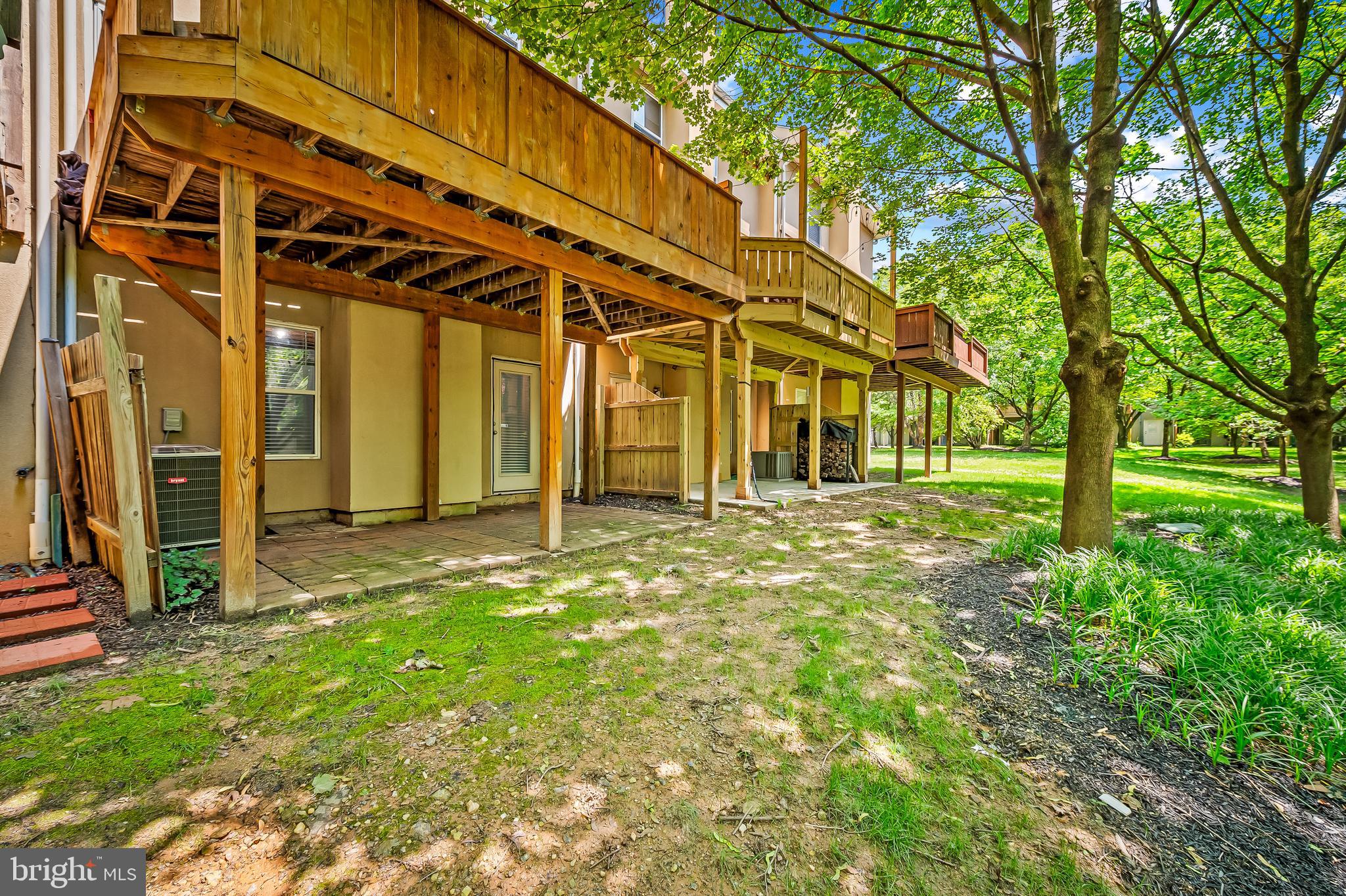 VILLAGES AT HOMELAND - Residential