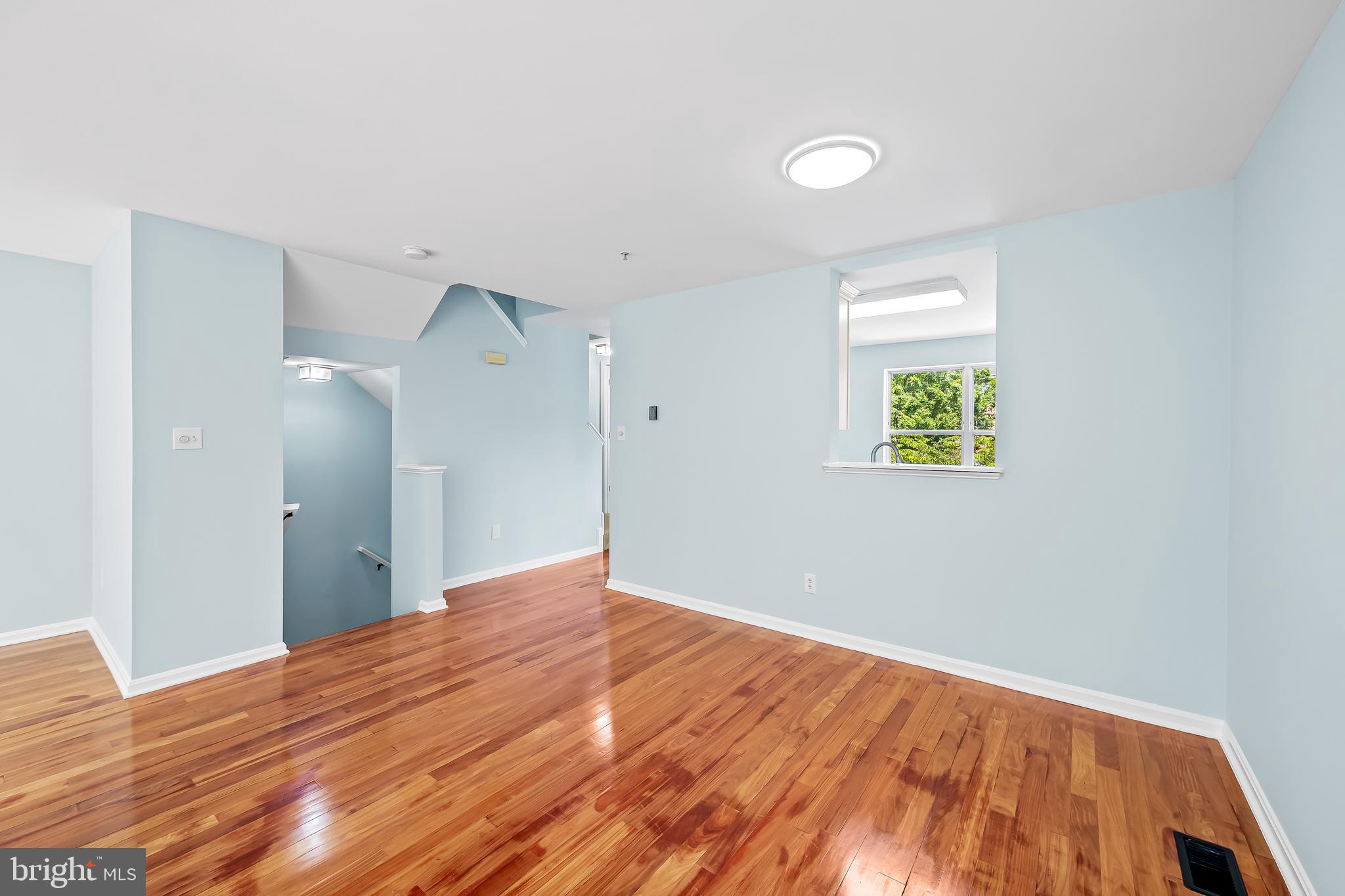 VILLAGES AT HOMELAND - Residential