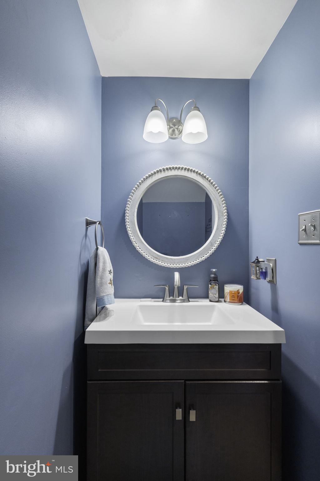 GLEN OAKS CONDOMINIUM - Residential