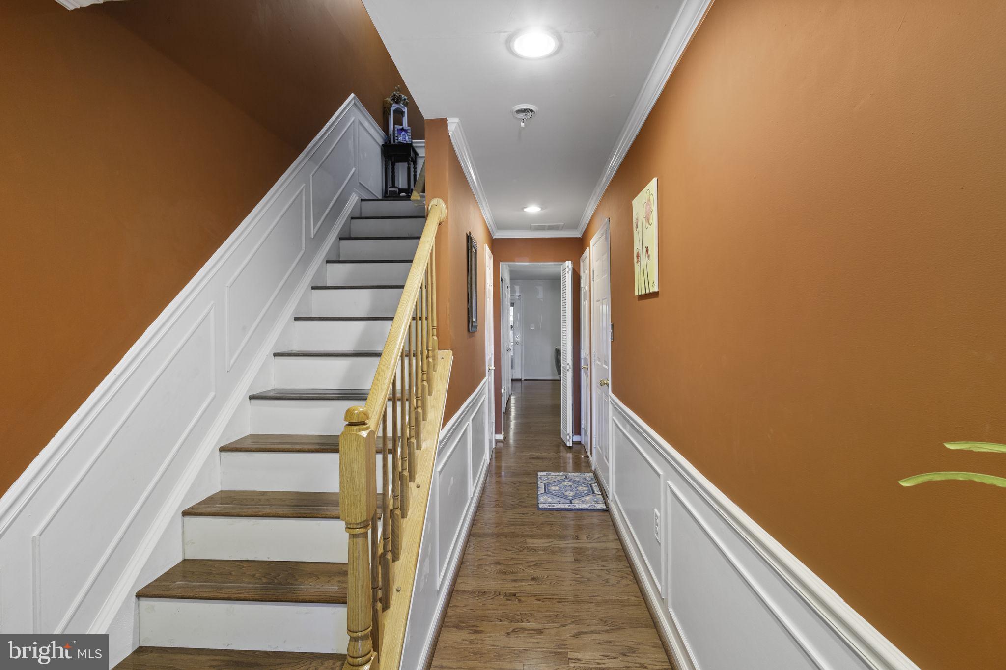 GLEN OAKS CONDOMINIUM - Residential