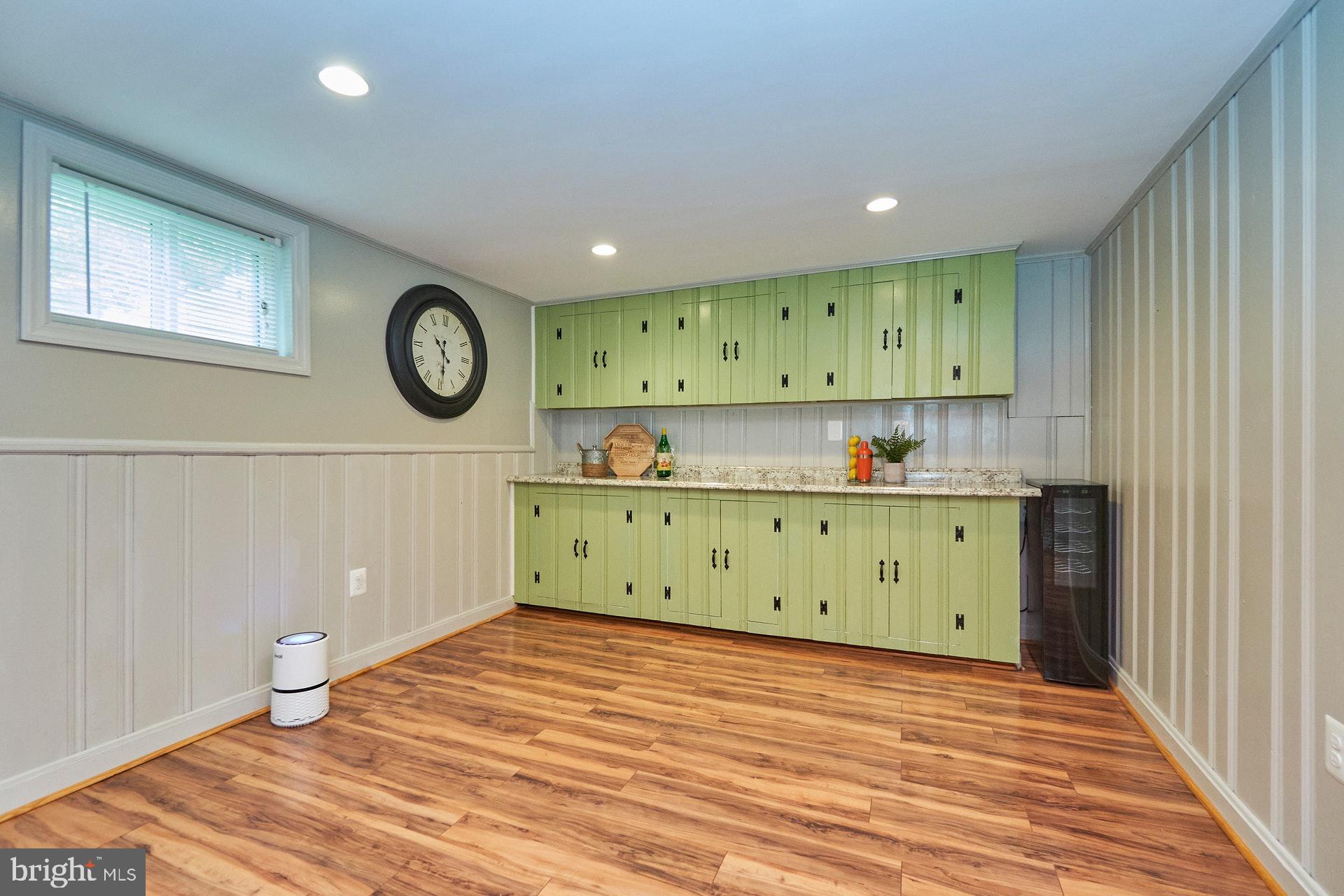 LINCOLNIA HILLS - Residential