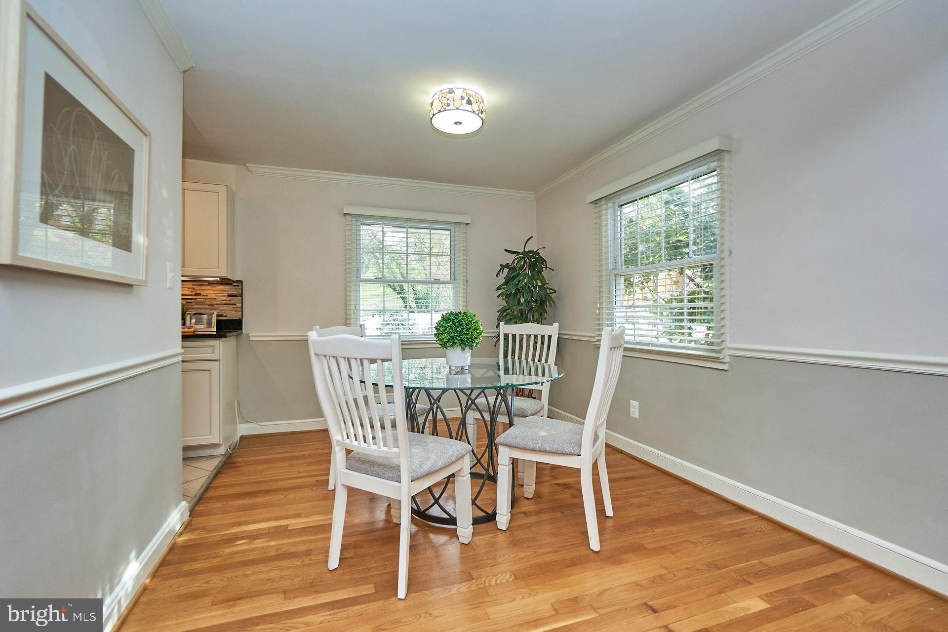 LINCOLNIA HILLS - Residential