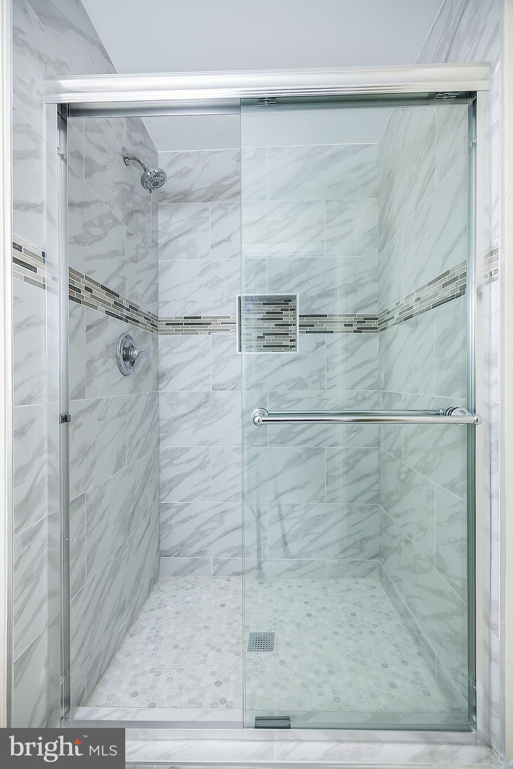 FORESTVILLE PARK - Residential