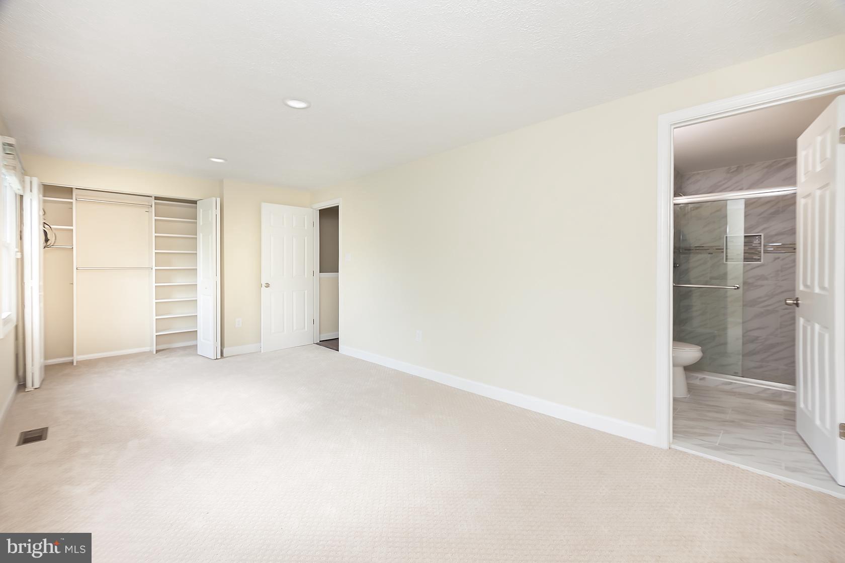 FORESTVILLE PARK - Residential