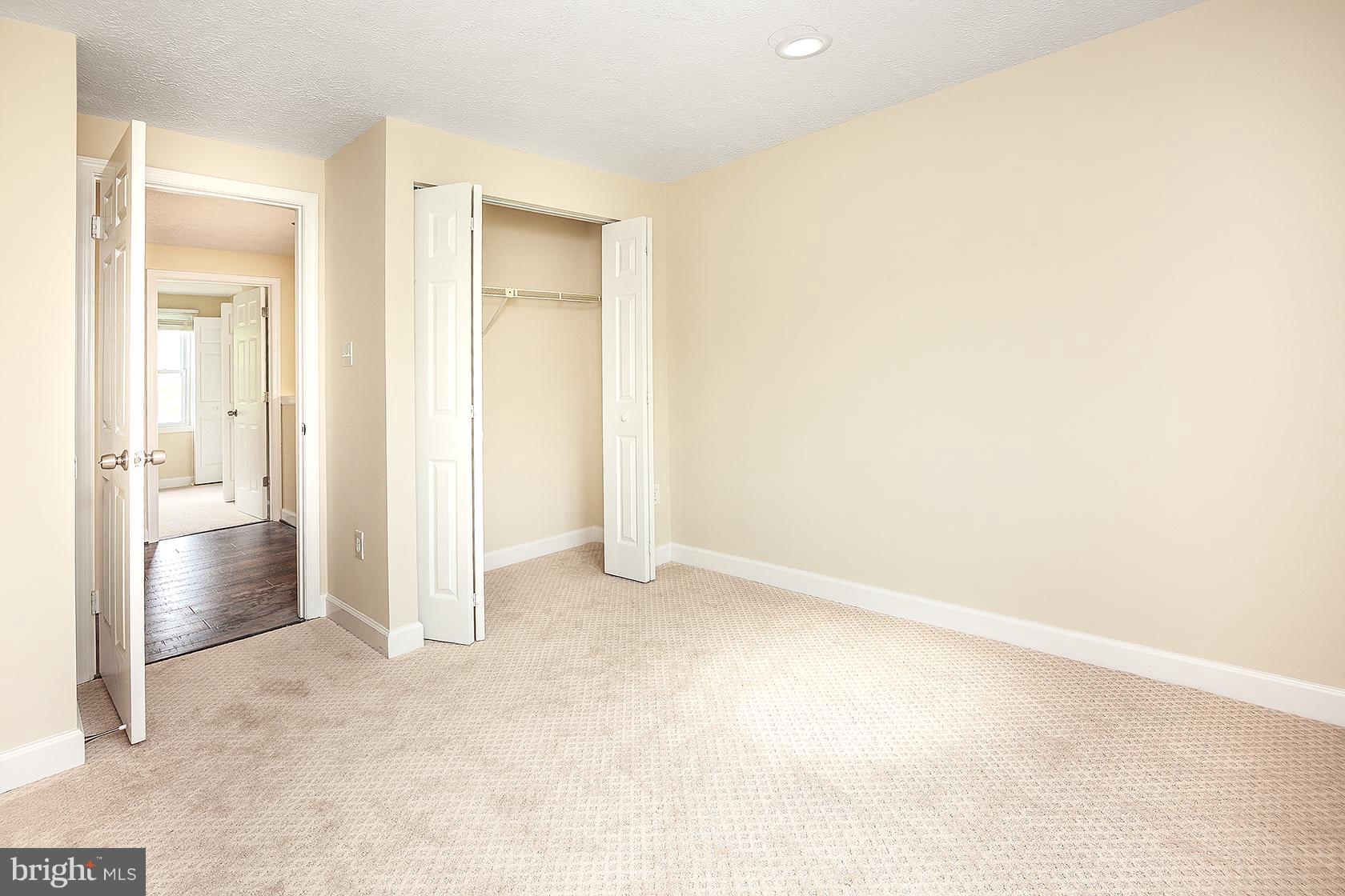 FORESTVILLE PARK - Residential