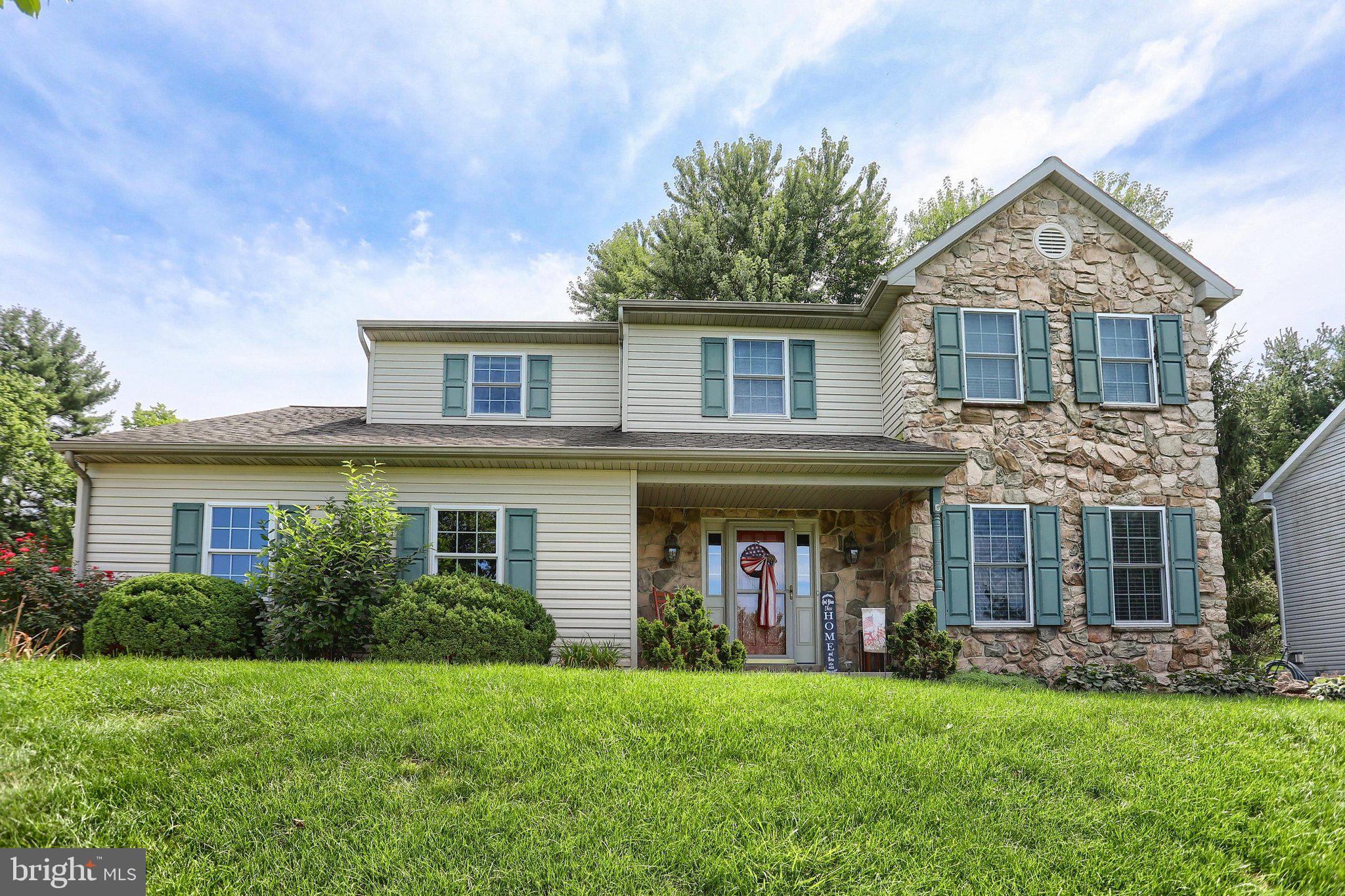 247 HILLCREST LANE