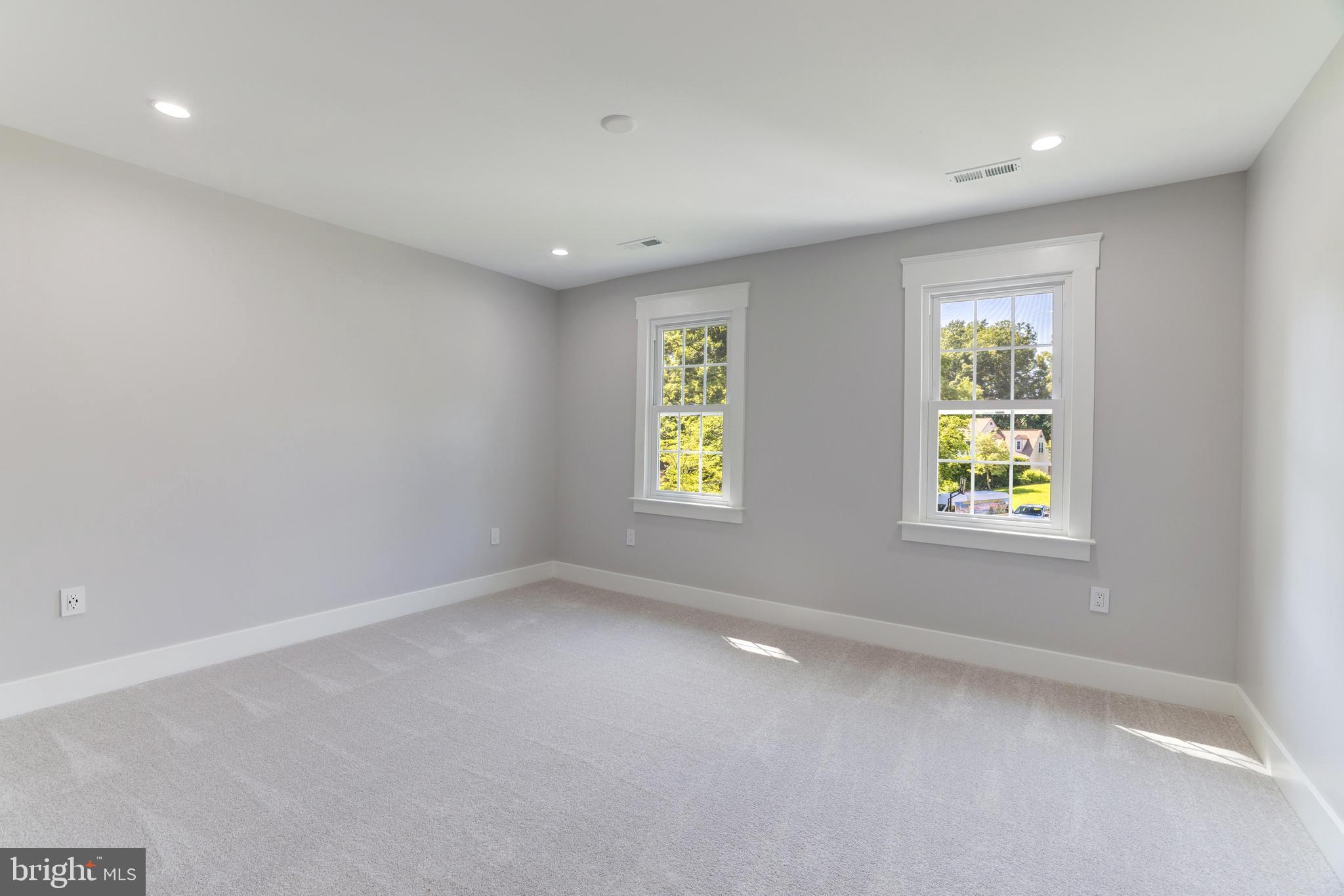 NORTH HILL - Residential