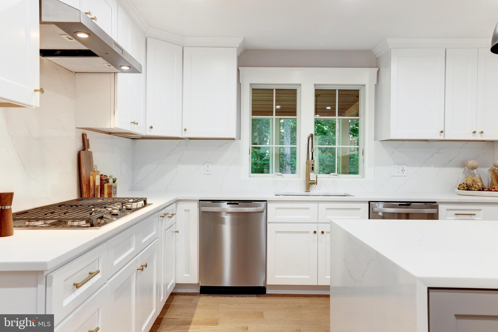 NORTH HILL - Residential