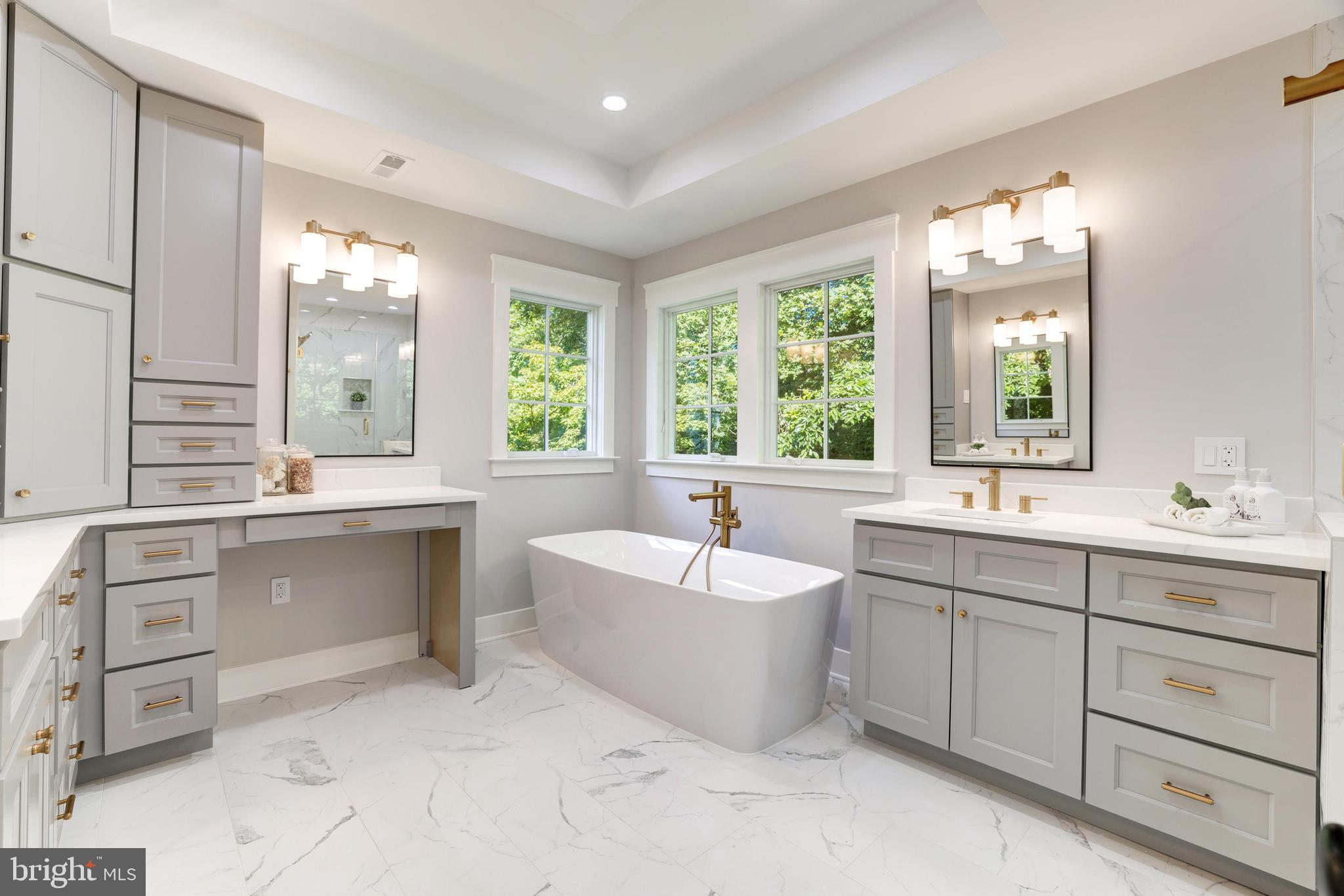 NORTH HILL - Residential