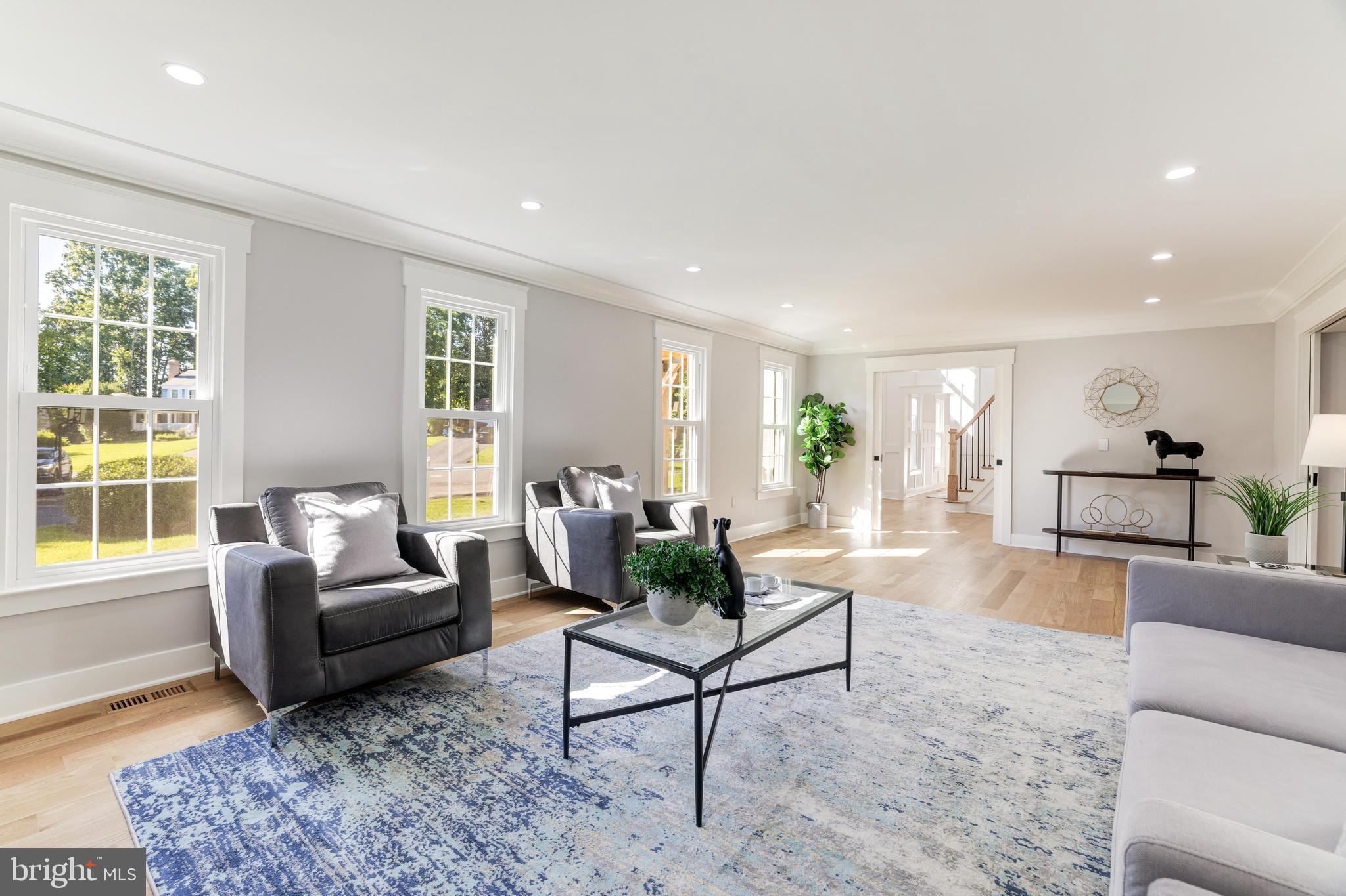 NORTH HILL - Residential