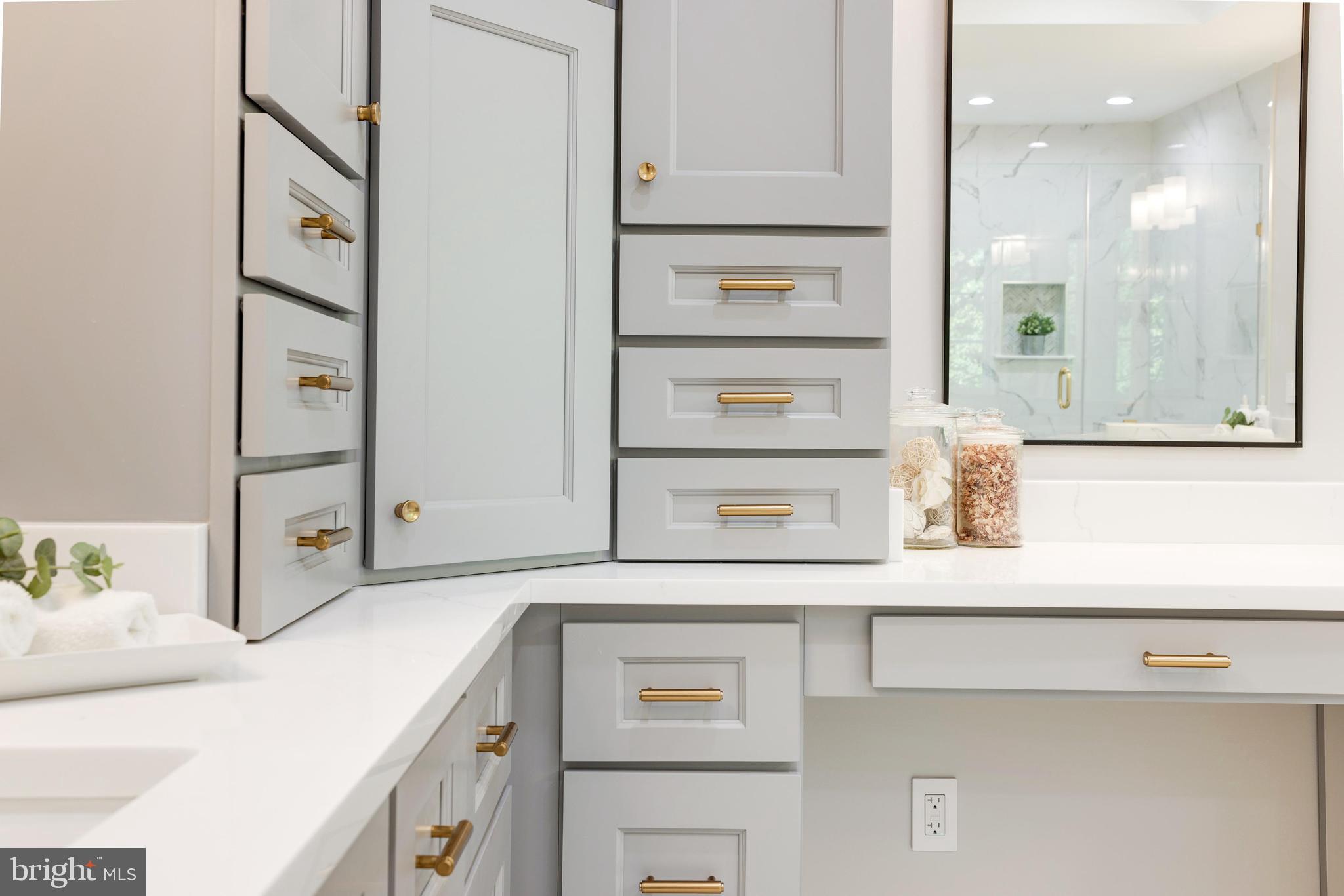 NORTH HILL - Residential