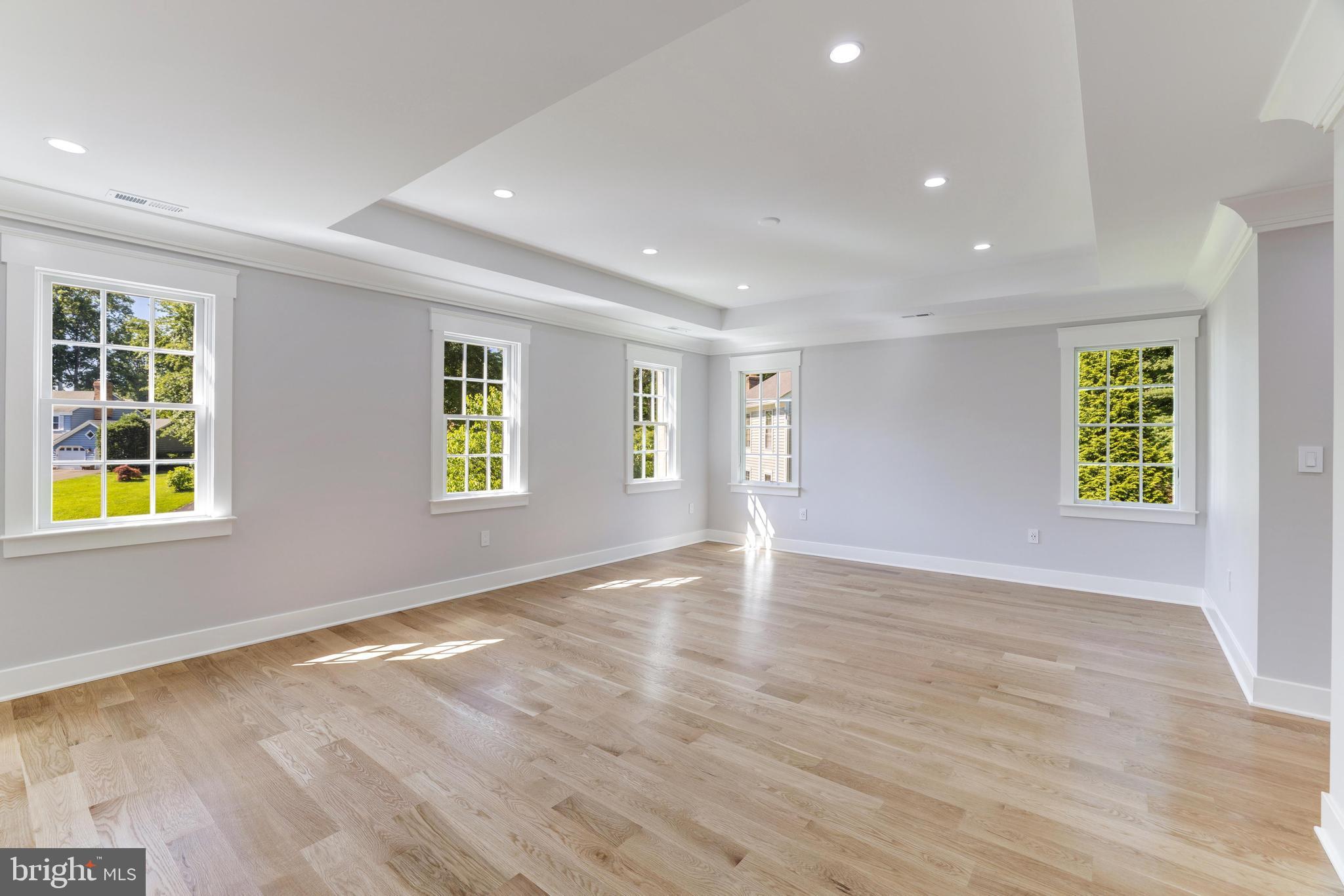 NORTH HILL - Residential