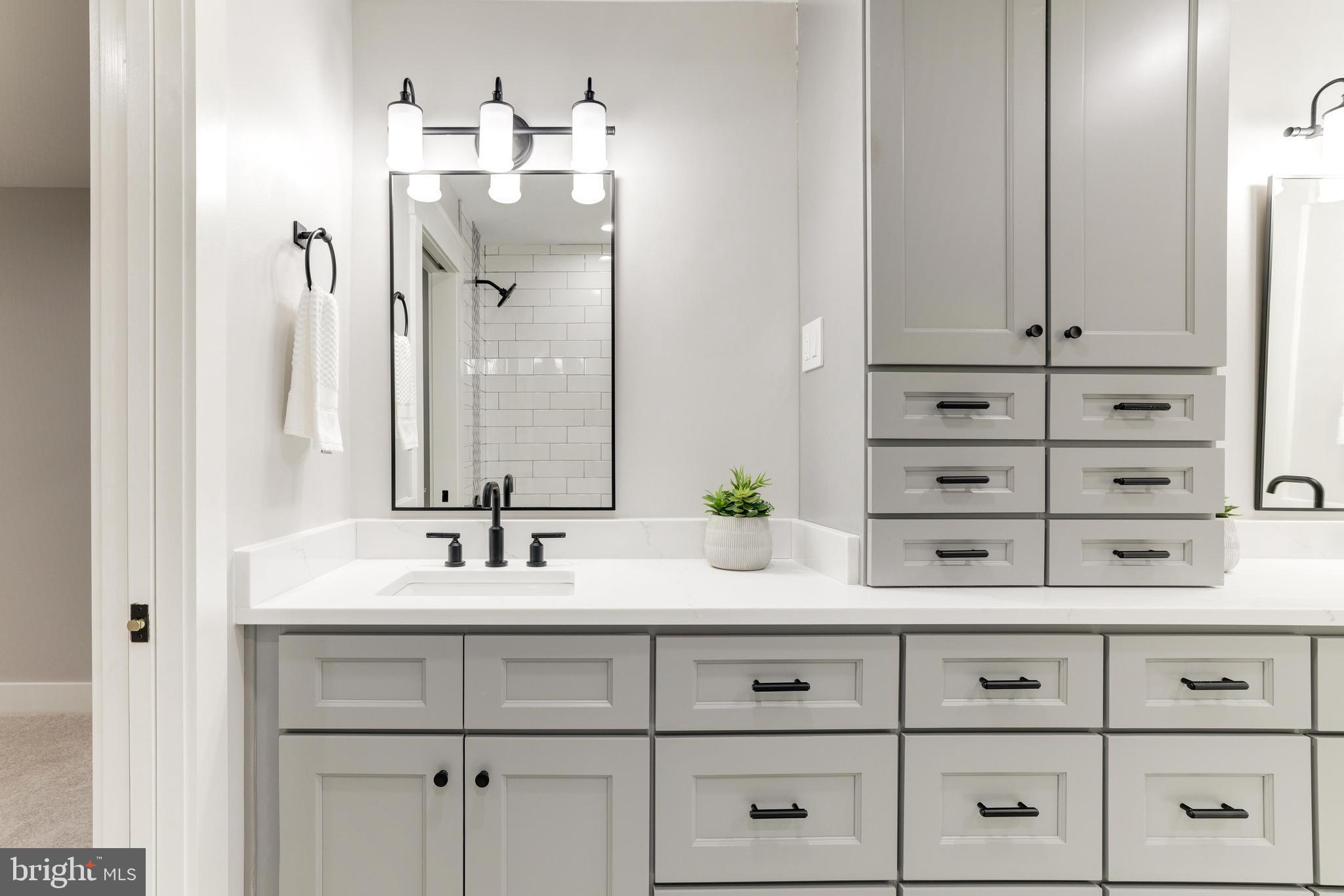 NORTH HILL - Residential