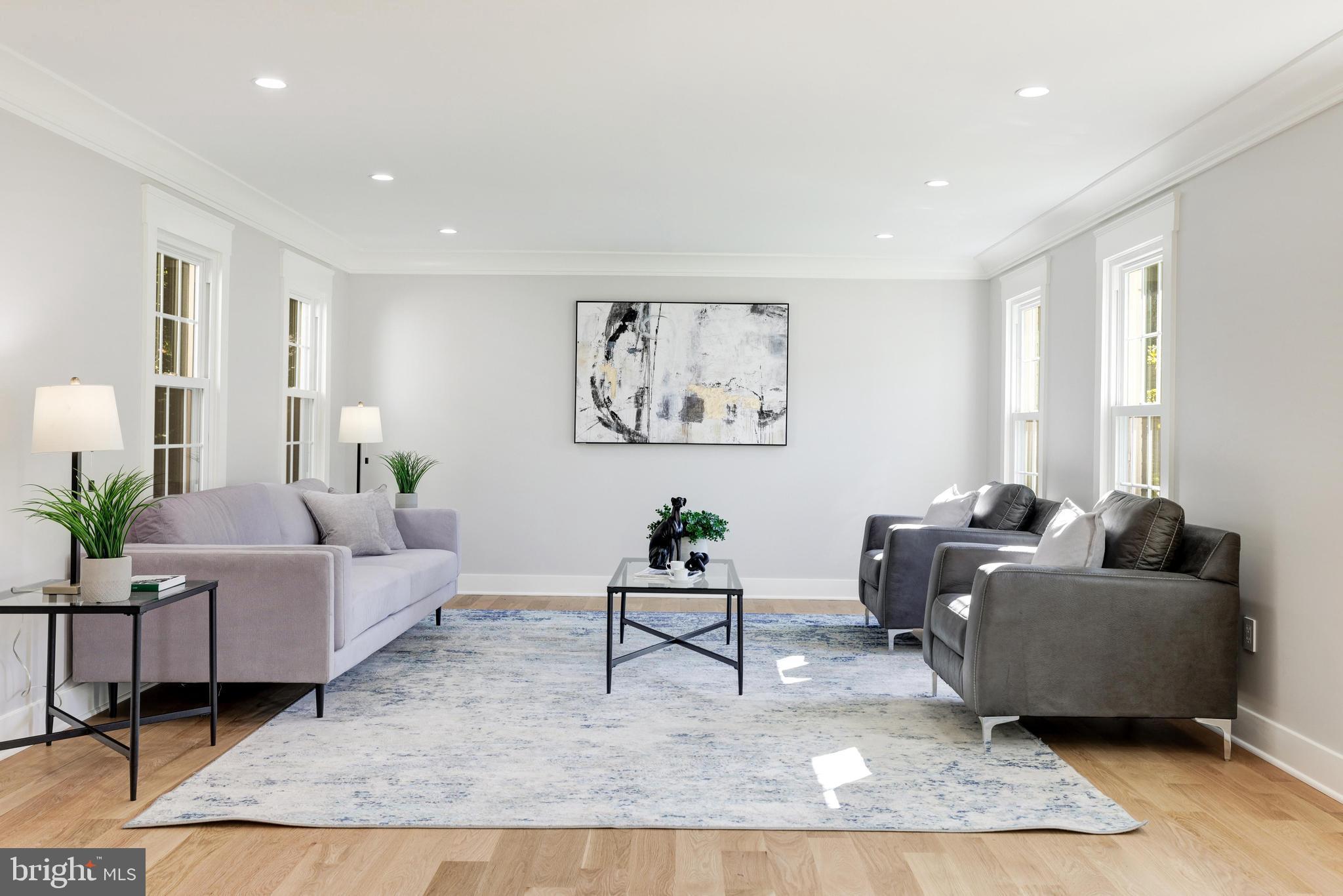 NORTH HILL - Residential