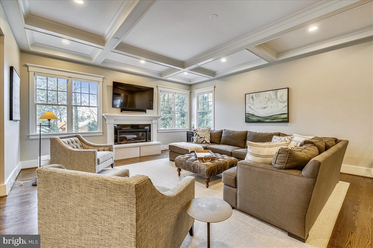 COHASSET - Residential