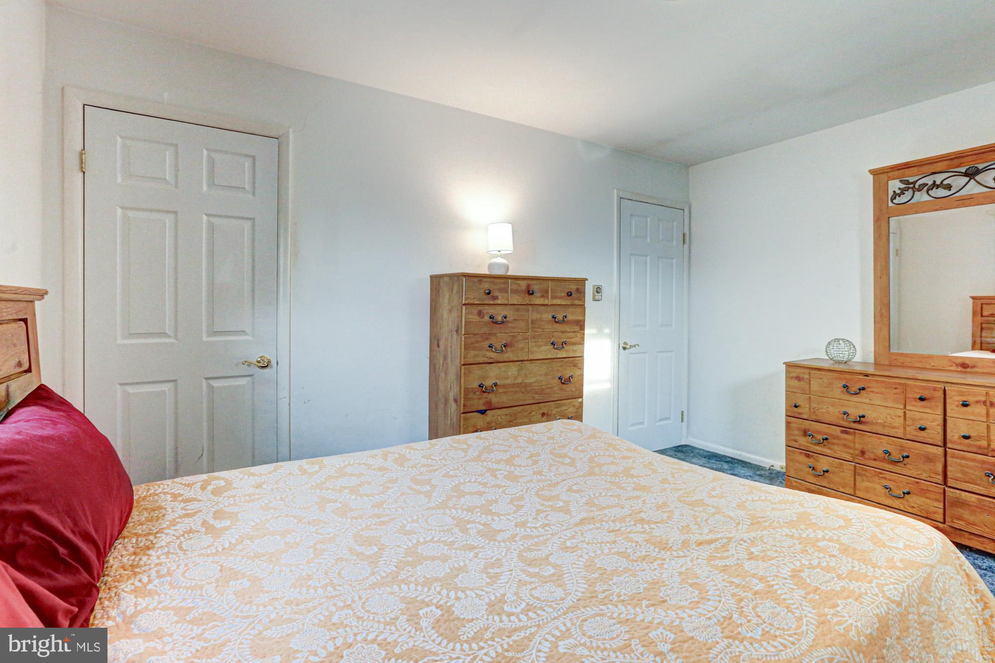 SHARONDALE - Residential